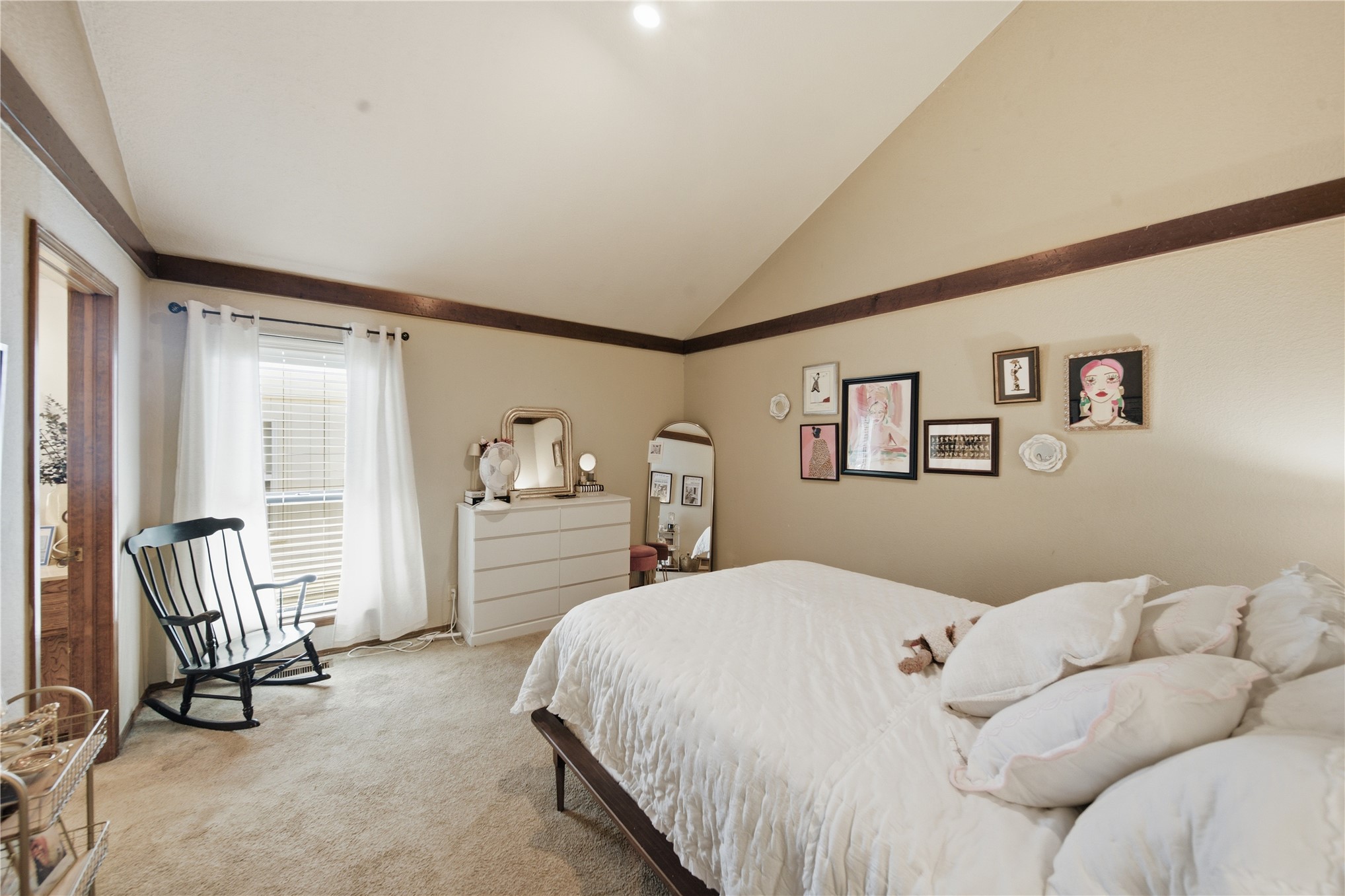 9204 S Maplewood Avenue Property Photo 18