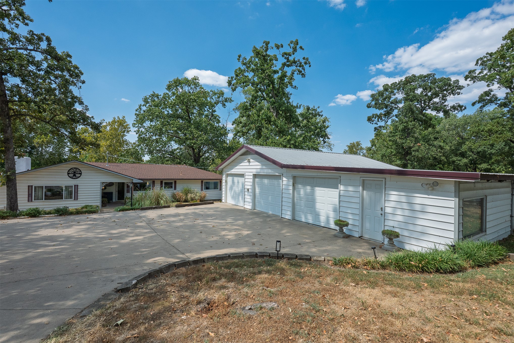 65113 E 250 Property Photo 1