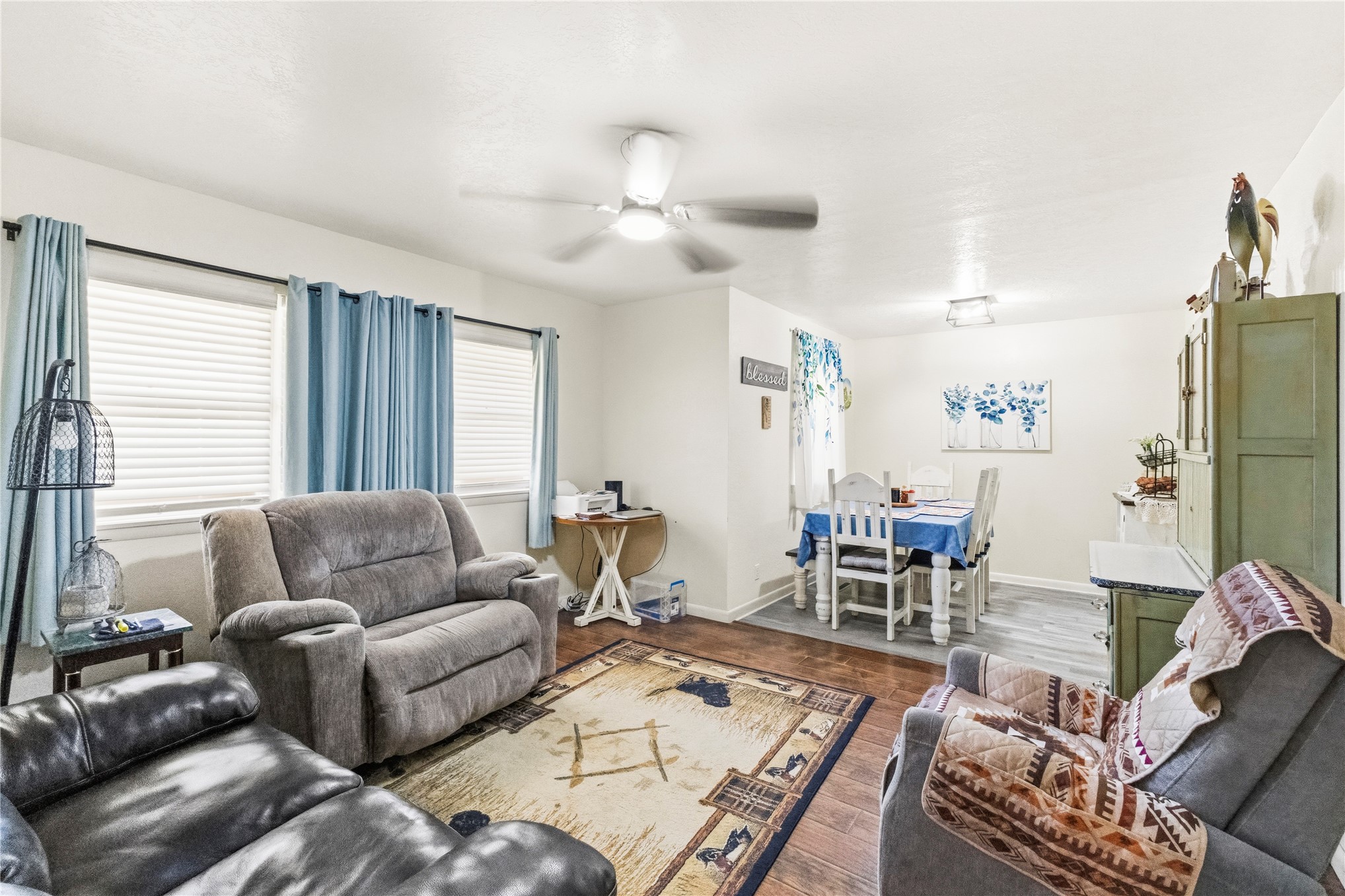 506 E Schmid Property Photo 13