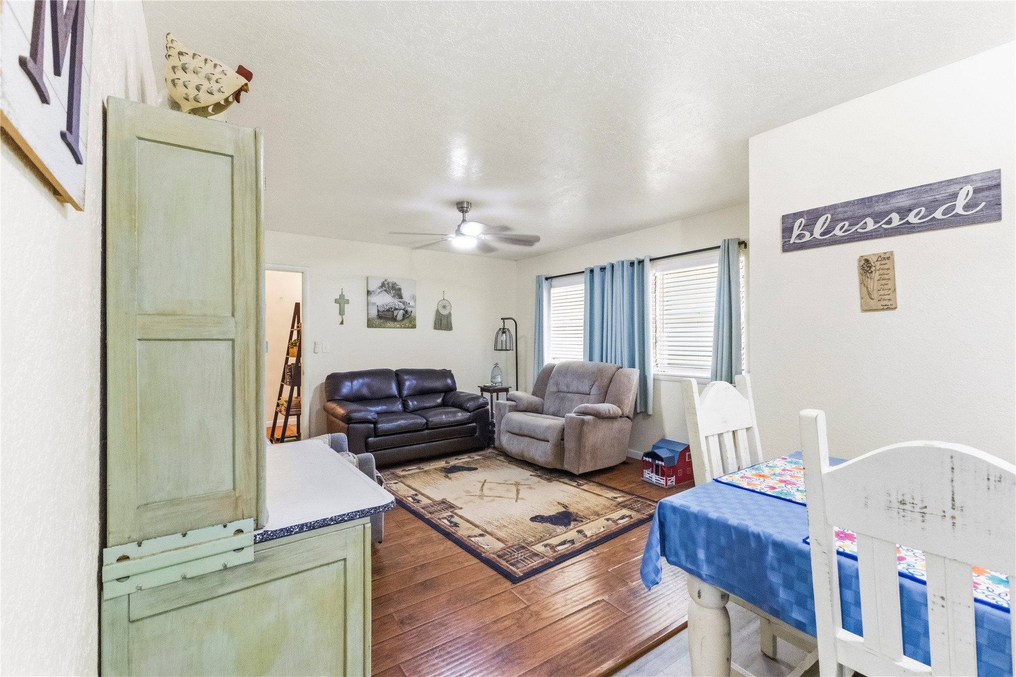 506 E Schmid Property Photo 14
