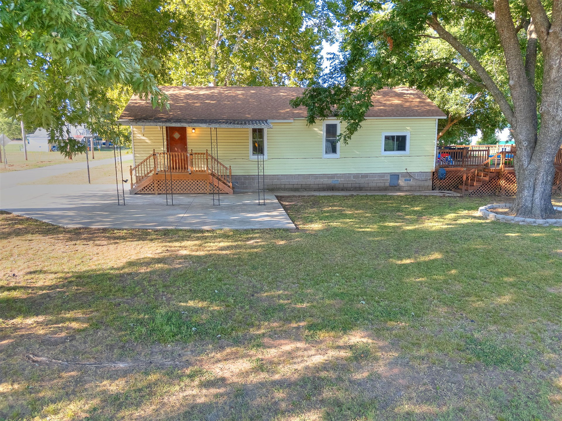 2019 S 161st West Avenue Property Photo 24