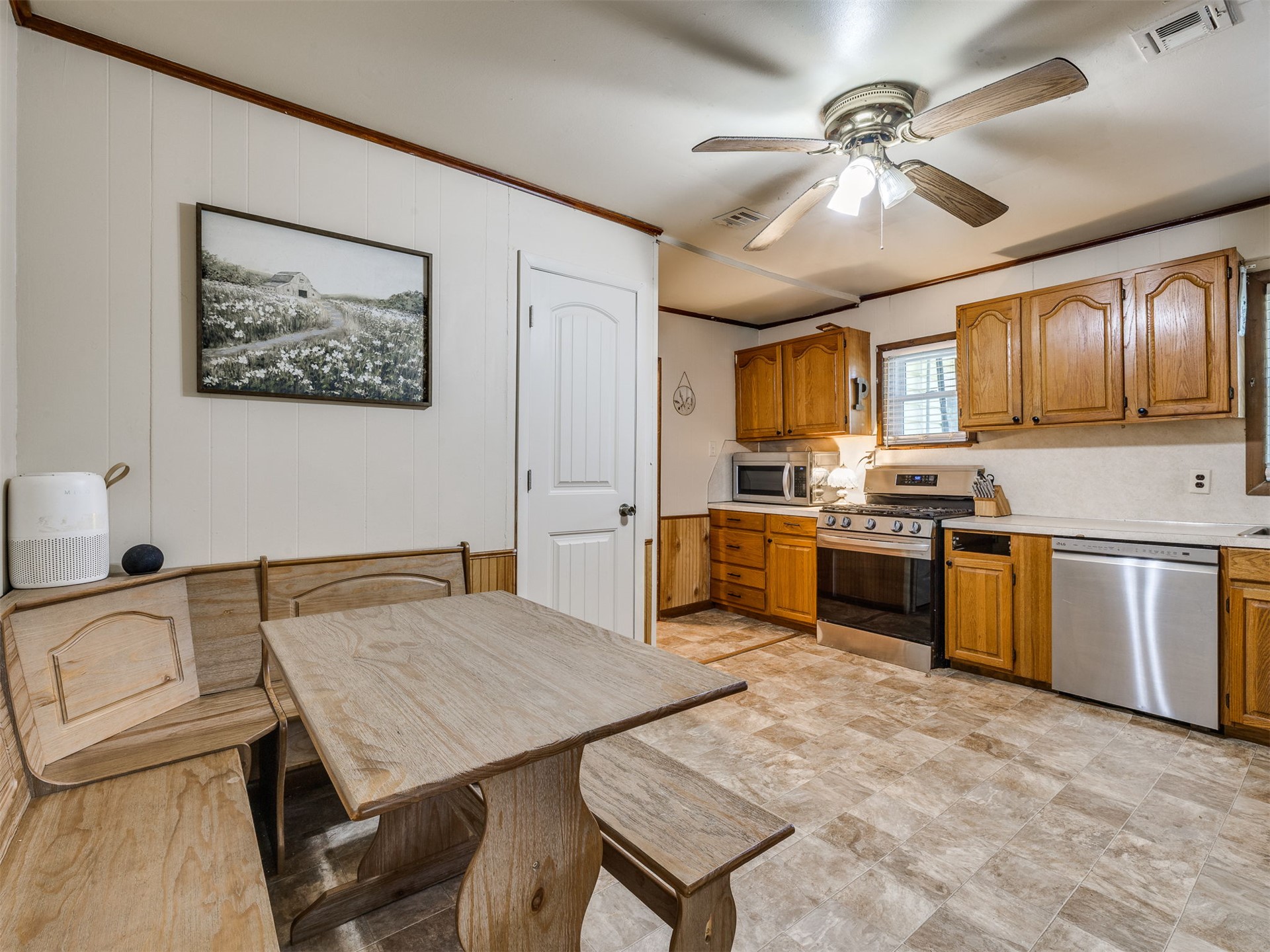 2019 S 161st West Avenue Property Photo 35