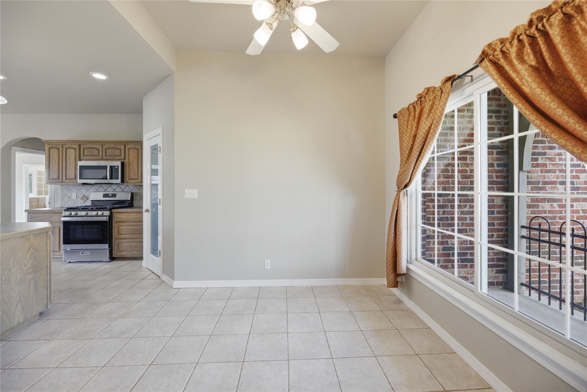 508 N Willow Street Property Photo 12