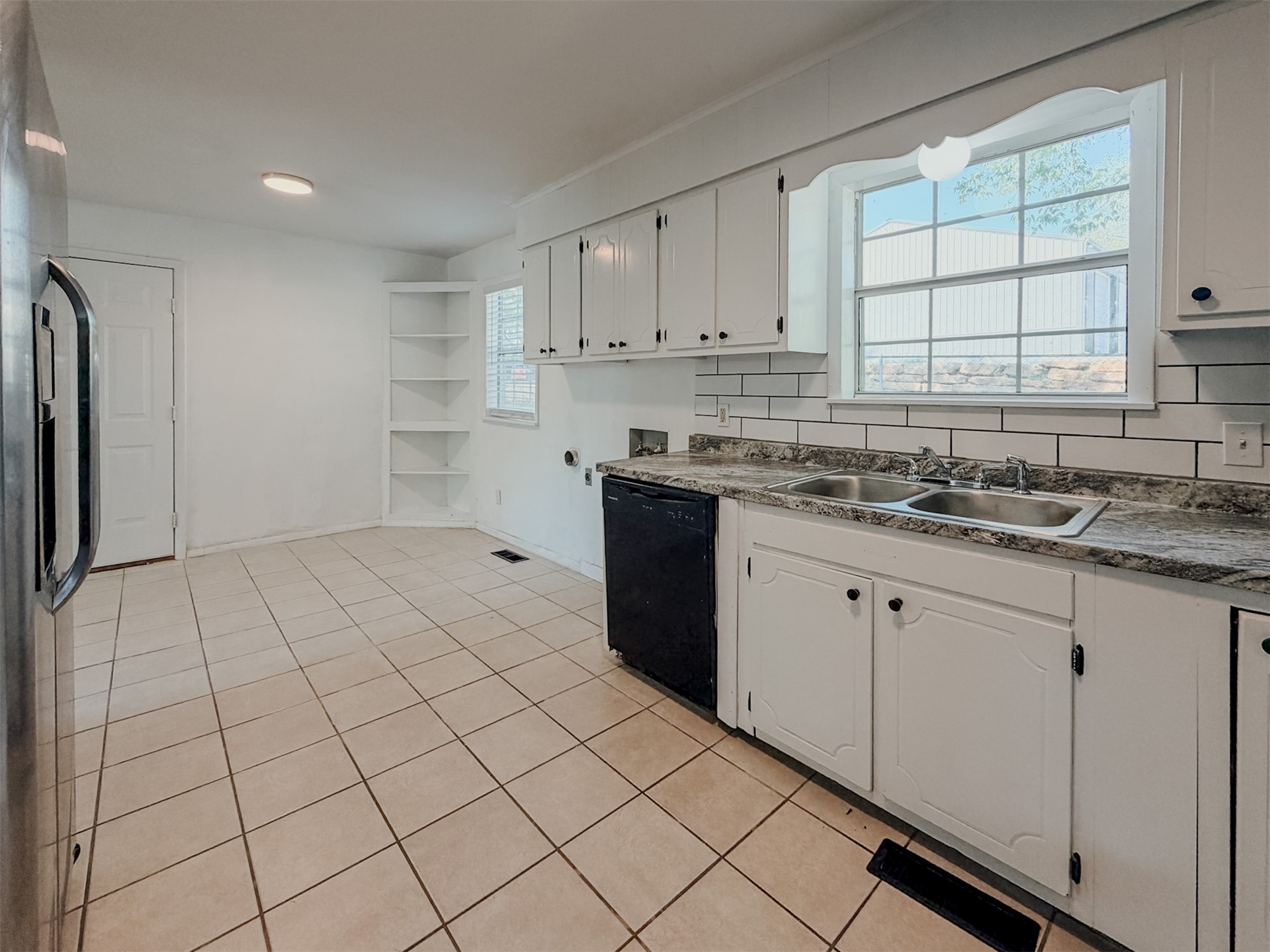 102 Kupsick Street Property Photo 18