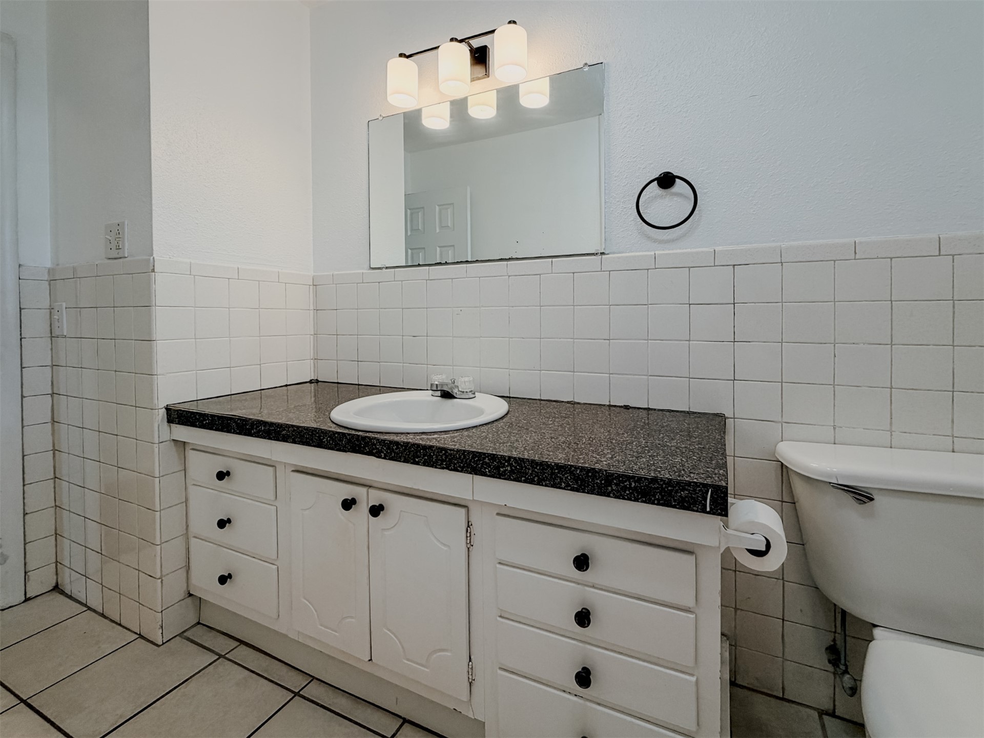 102 Kupsick Street Property Photo 30