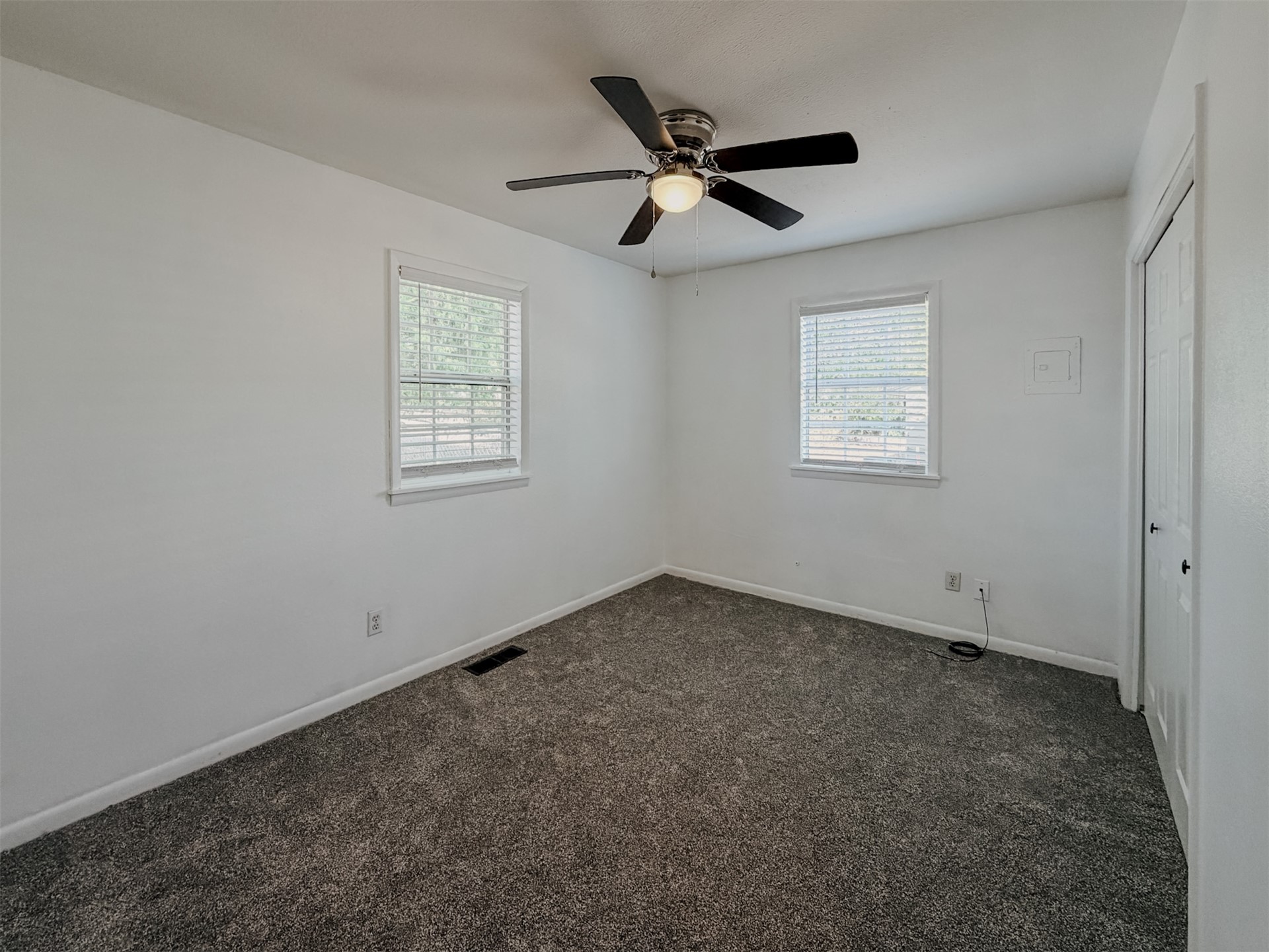 102 Kupsick Street Property Photo 35