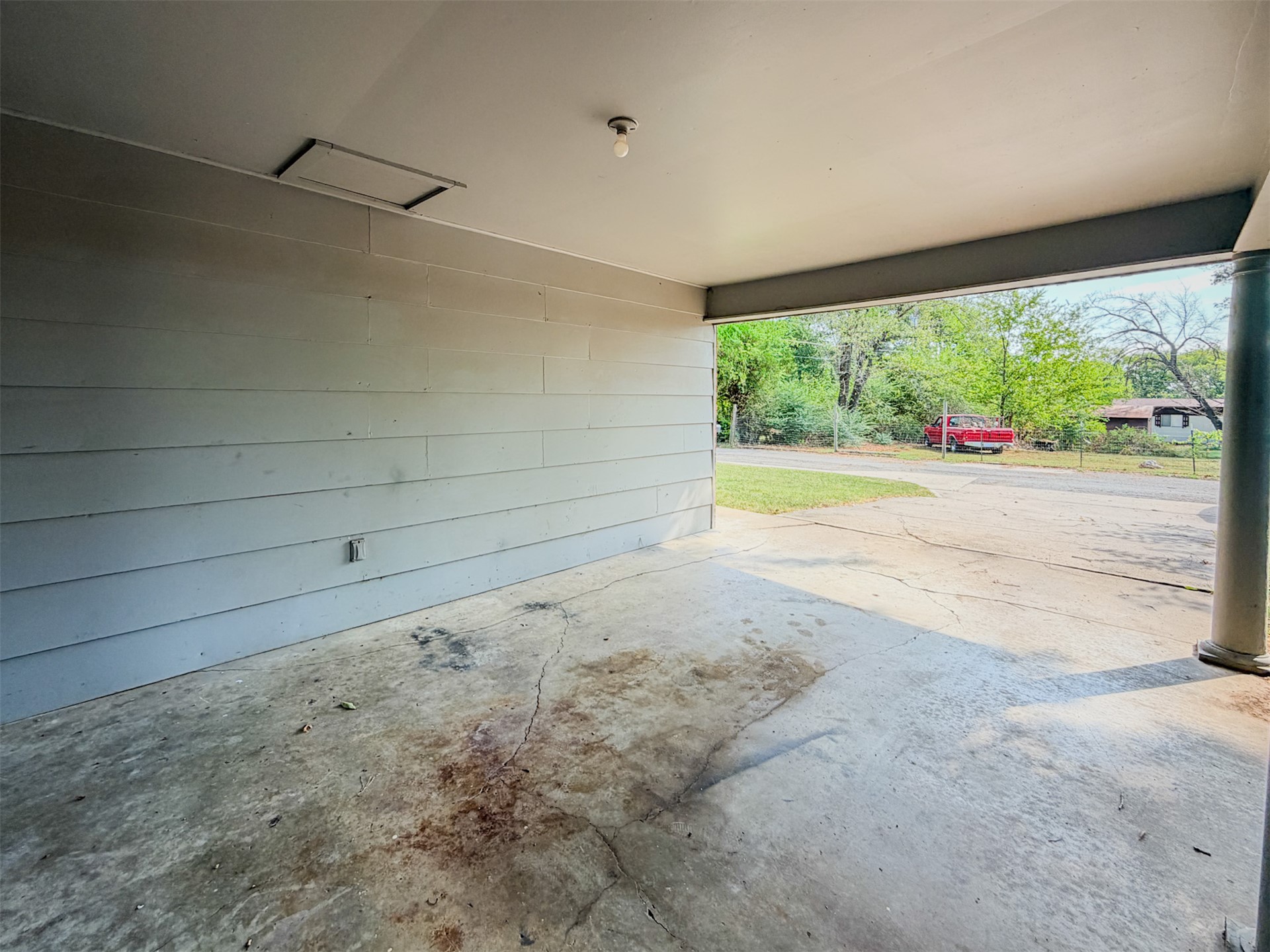 102 Kupsick Street Property Photo 43