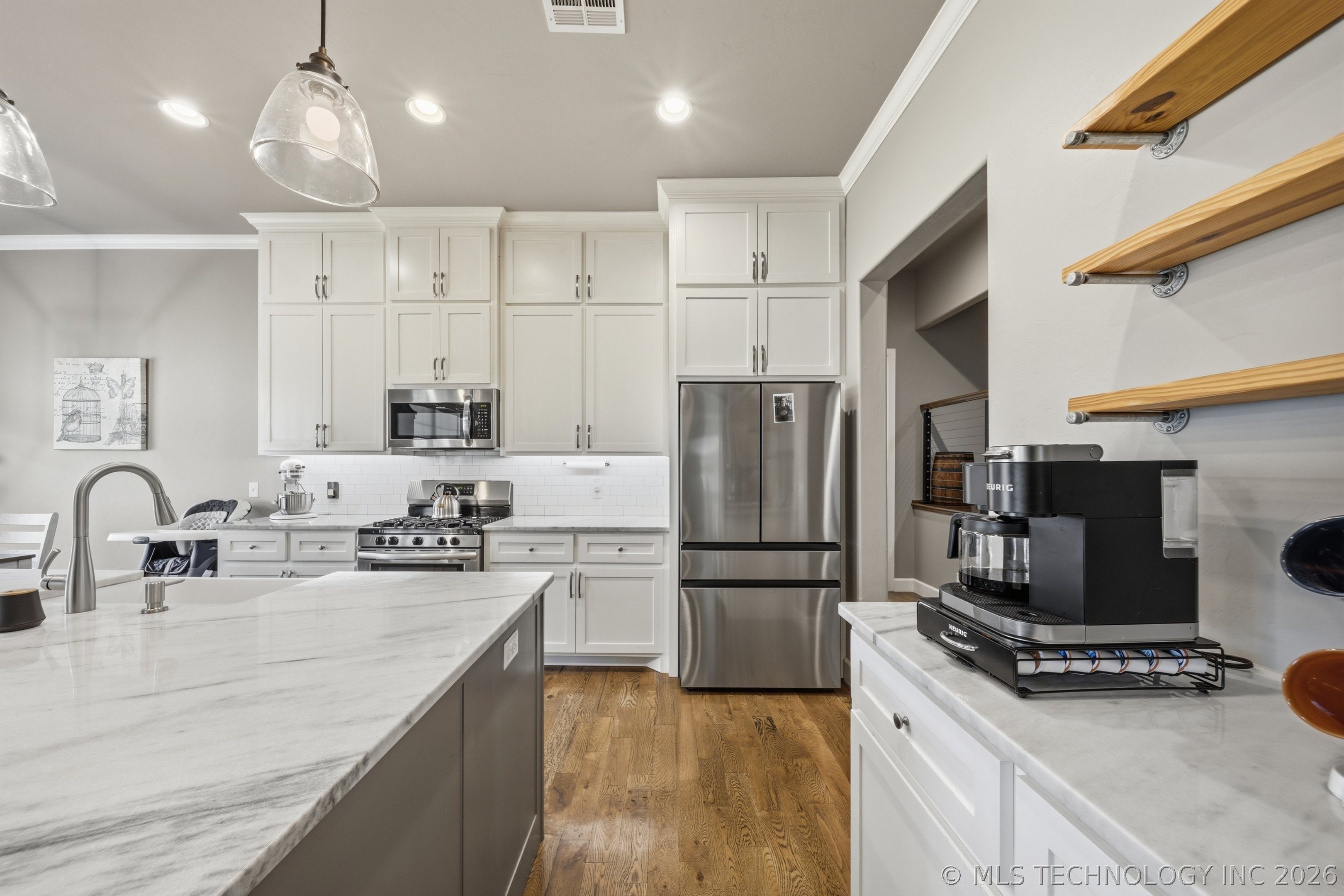 17 E 32nd Street Property Photo 11