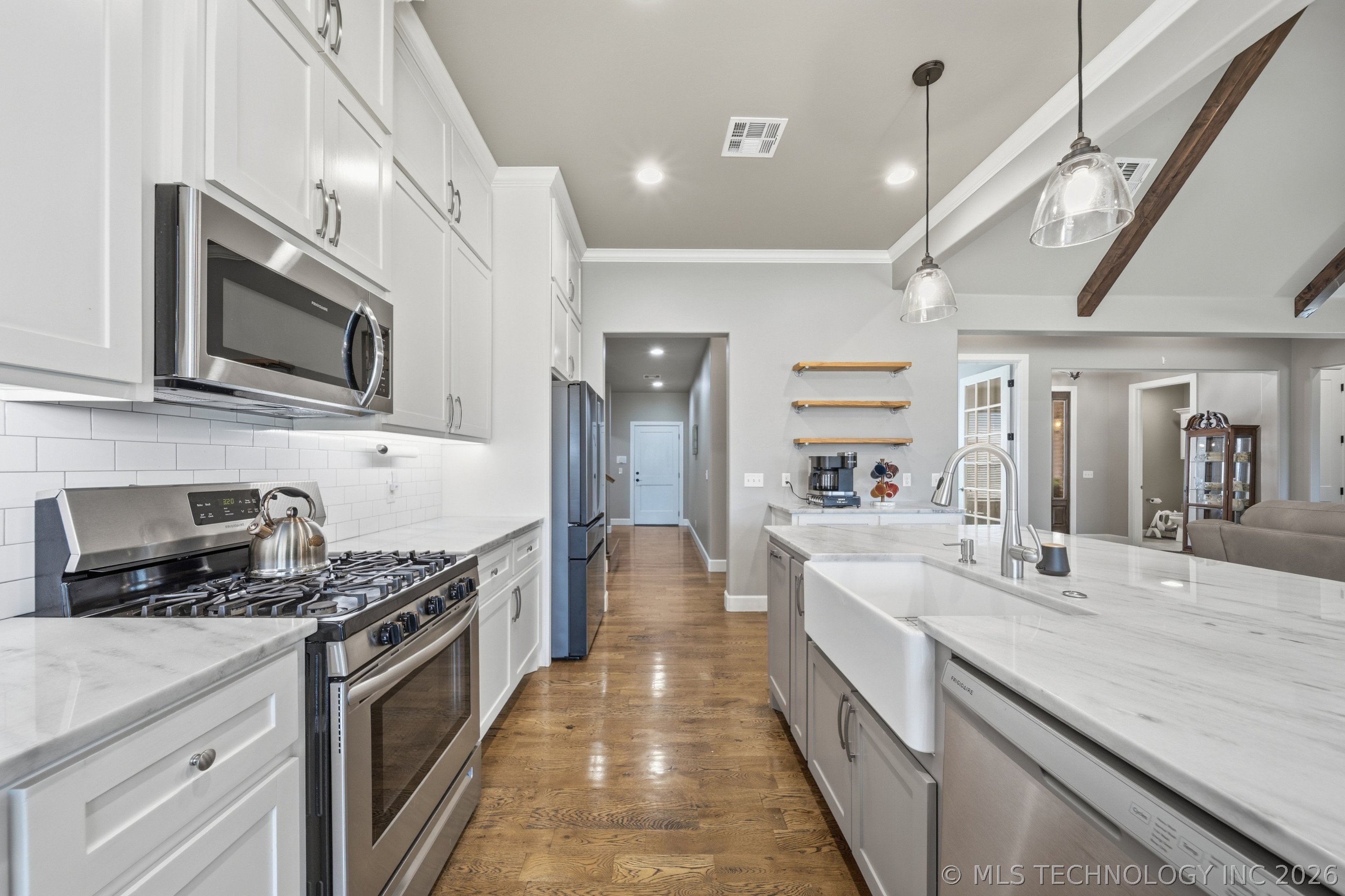 17 E 32nd Street Property Photo 12