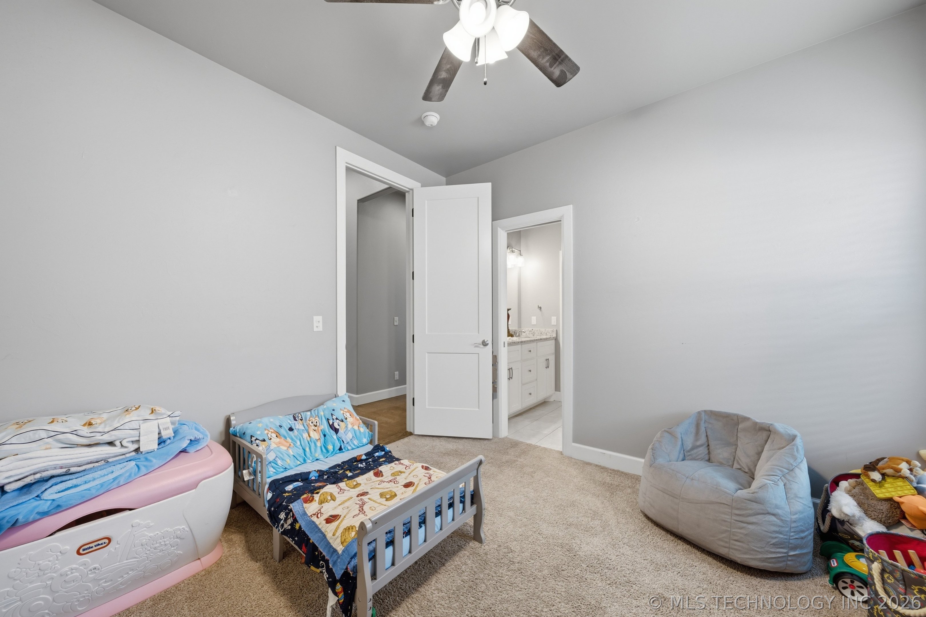 17 E 32nd Street Property Photo 23