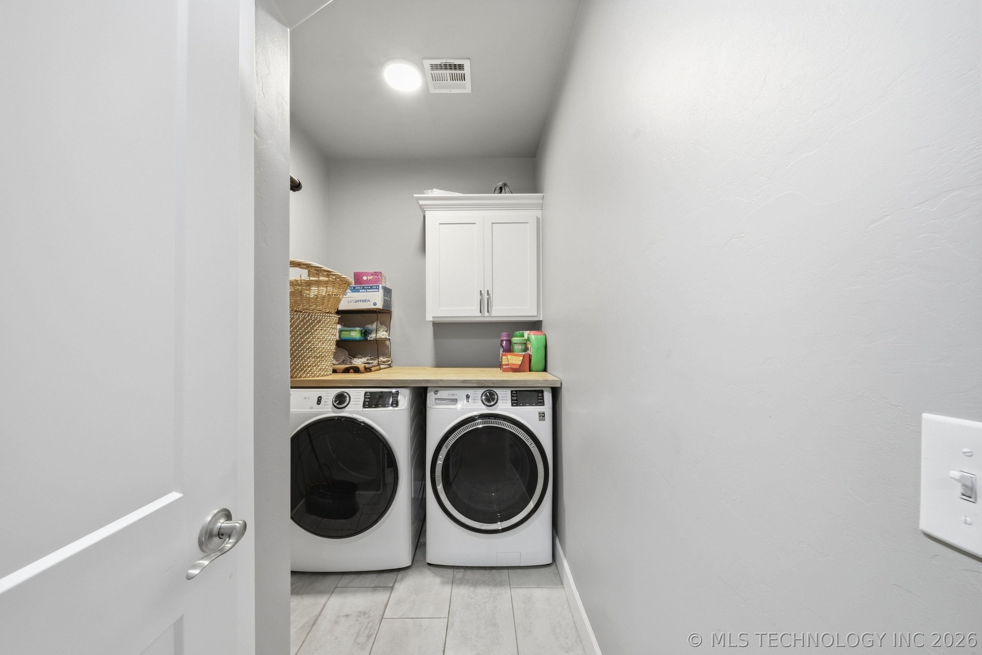 17 E 32nd Street Property Photo 28