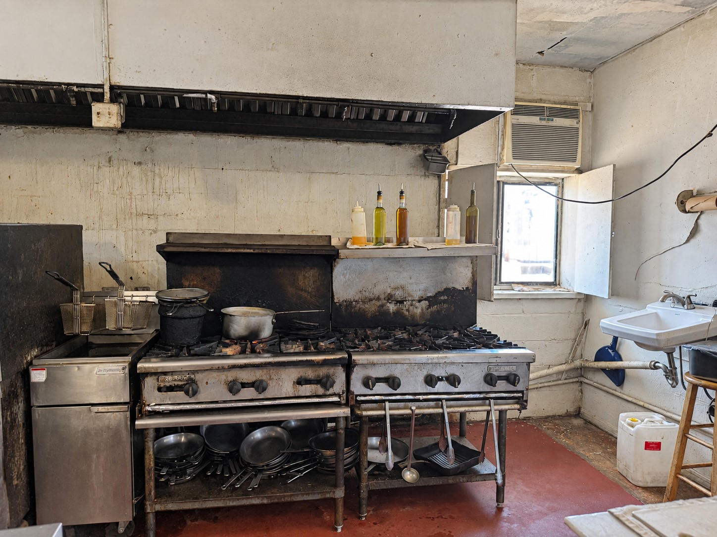 4 S Commerce Street Property Photo 12
