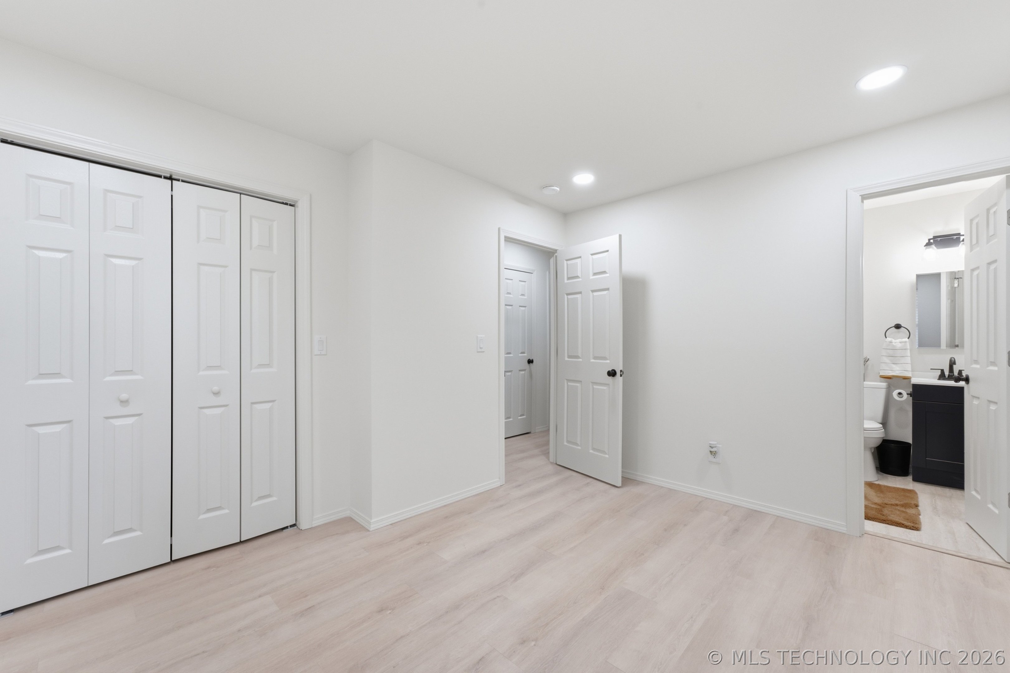 1029 Country Club Road Property Photo 14