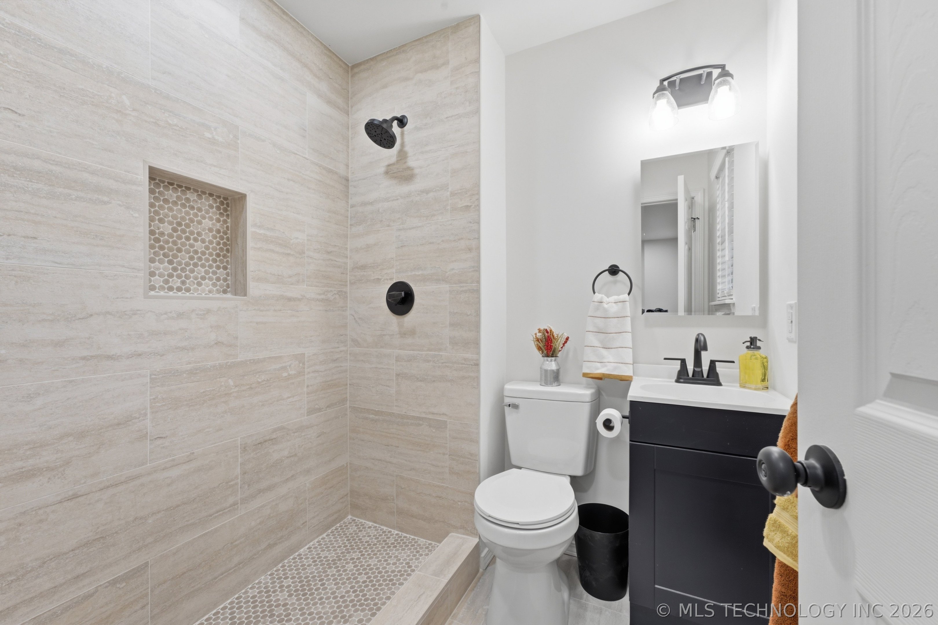 1029 Country Club Road Property Photo 15