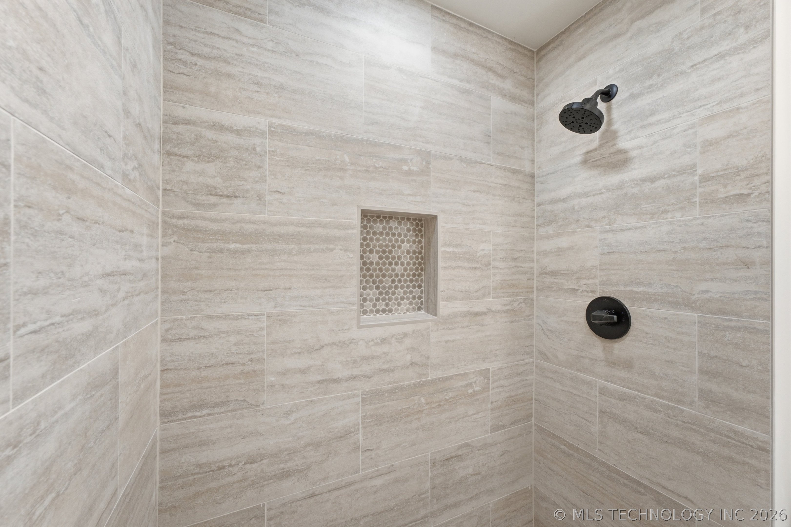 1029 Country Club Road Property Photo 16