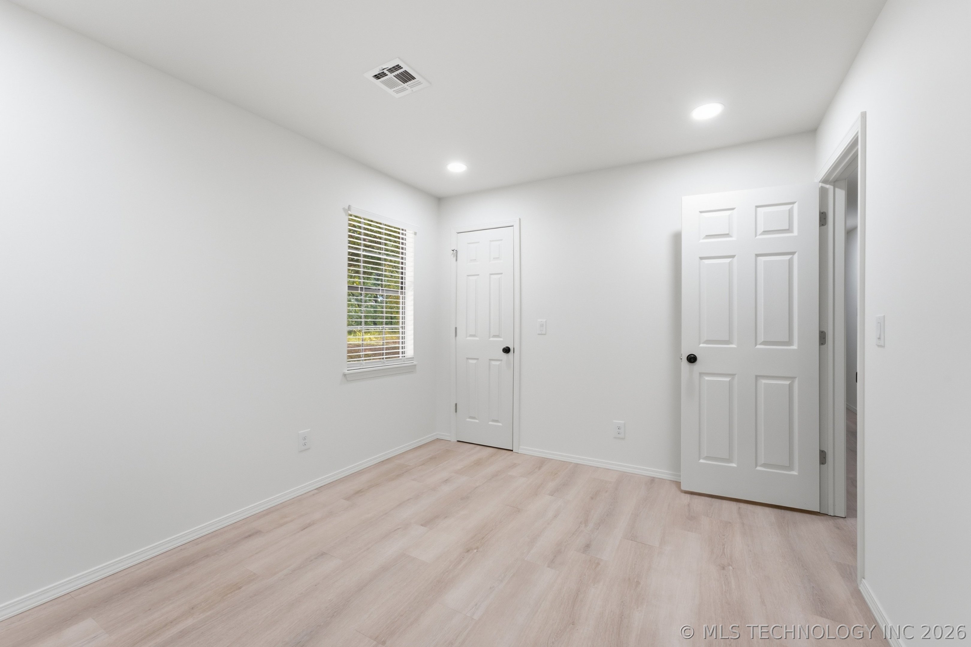 1029 Country Club Road Property Photo 20