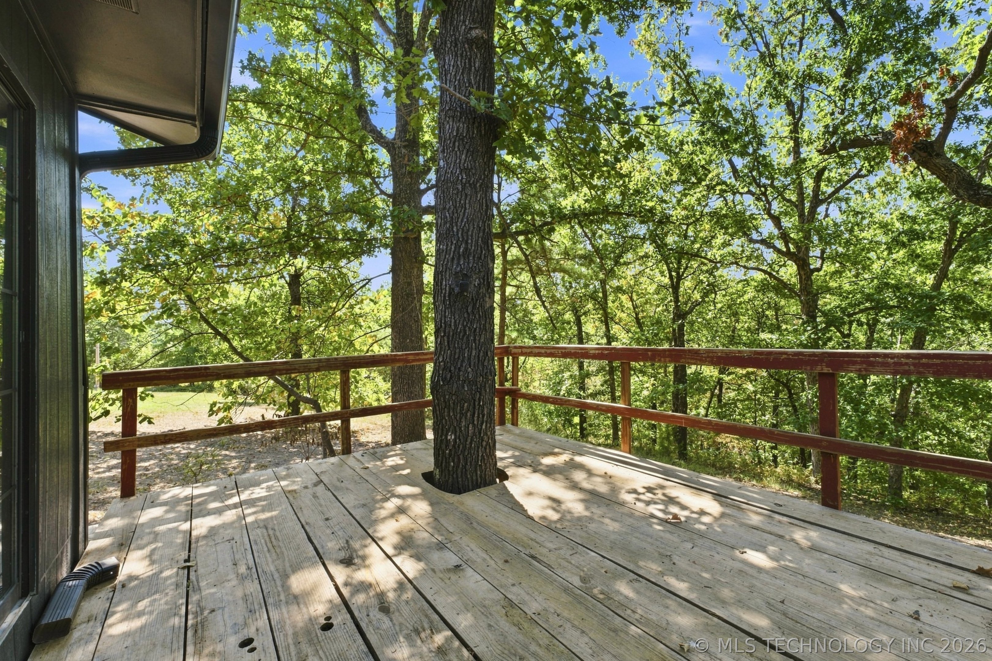 1029 Country Club Road Property Photo 25