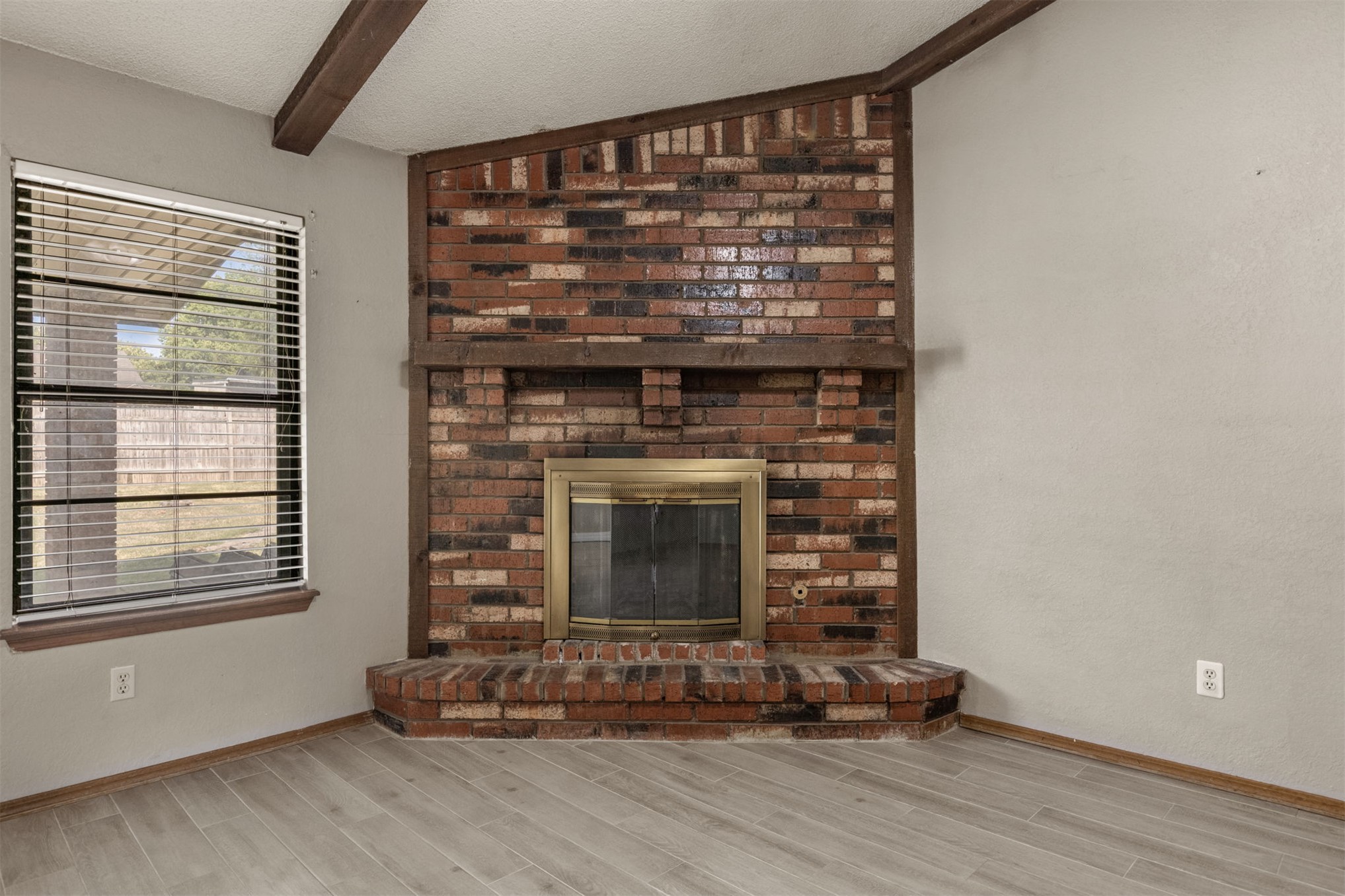 4020 S Birch Place Property Photo 11
