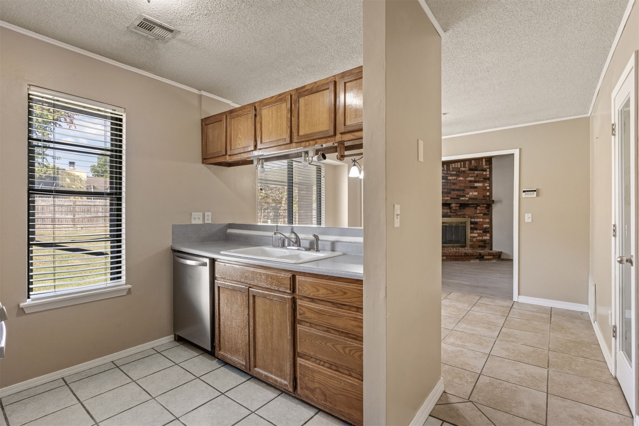 4020 S Birch Place Property Photo 16