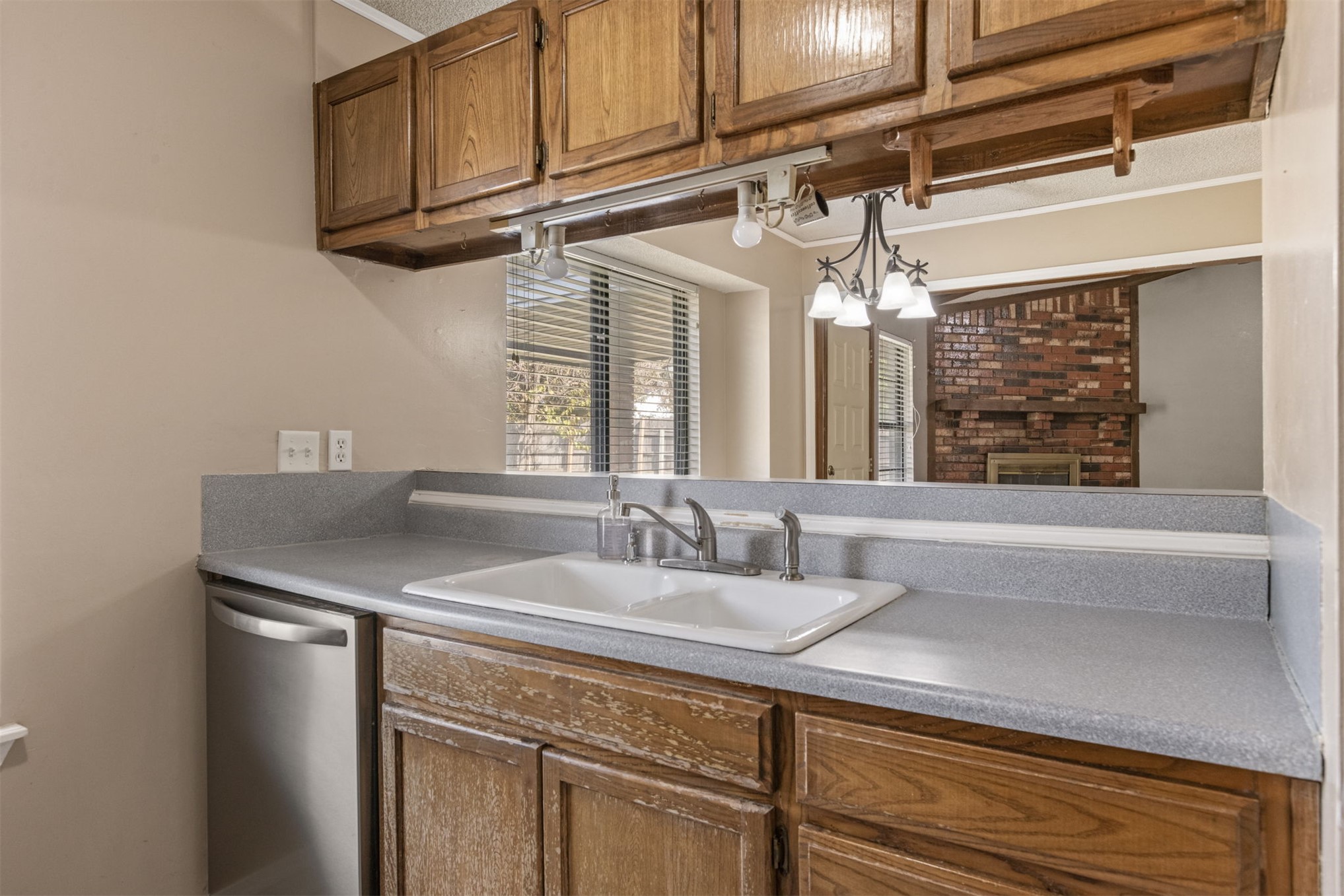 4020 S Birch Place Property Photo 17