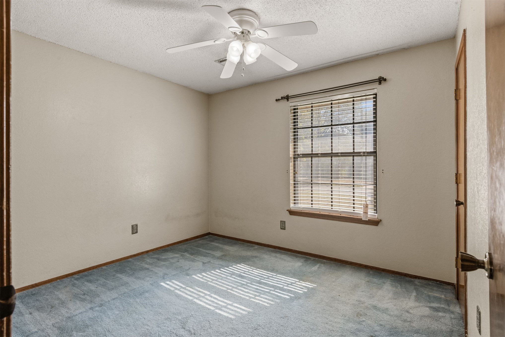 4020 S Birch Place Property Photo 19