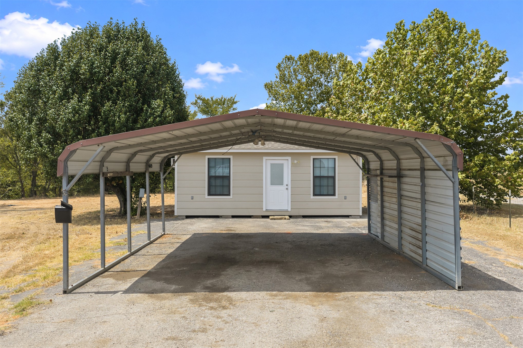 3358 Peery Road Property Photo 3