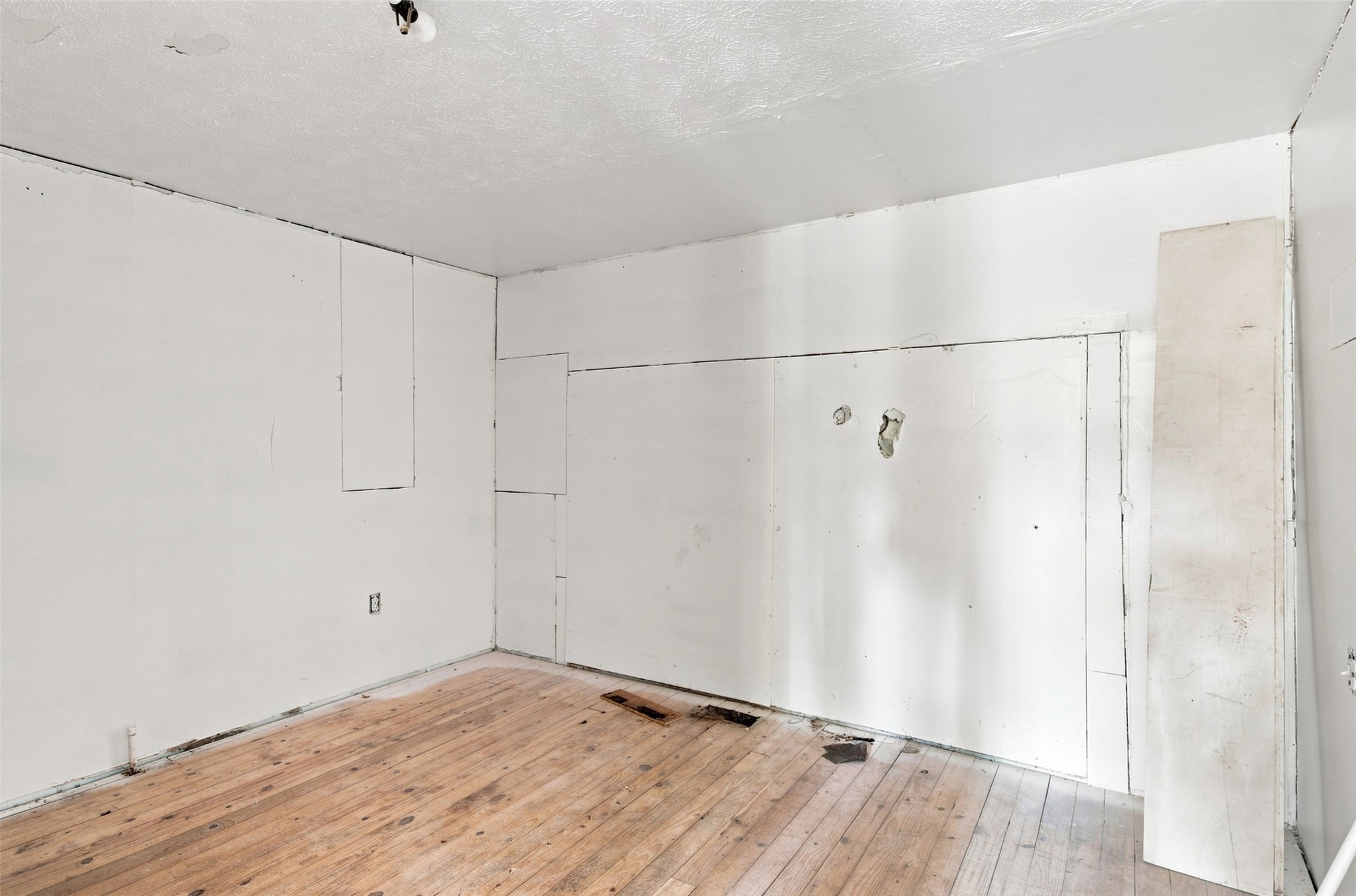 426 S Gunter Street Property Photo 10
