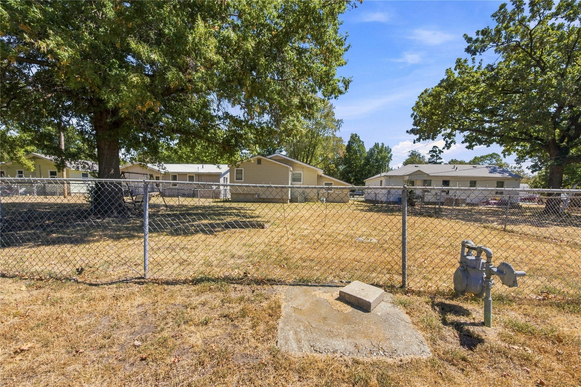 208 S Ora Street Property Photo 25