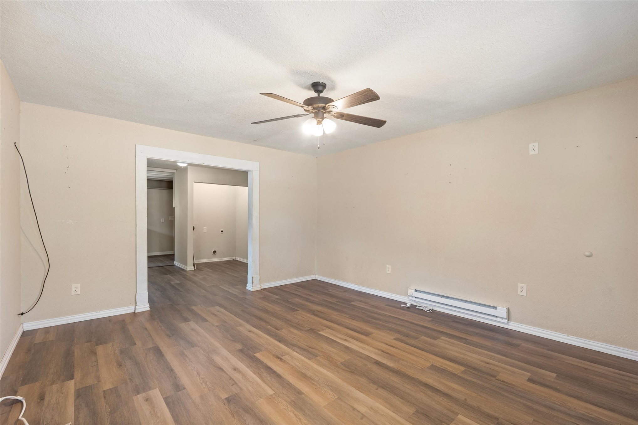 1408 S Maple Avenue Property Photo 6