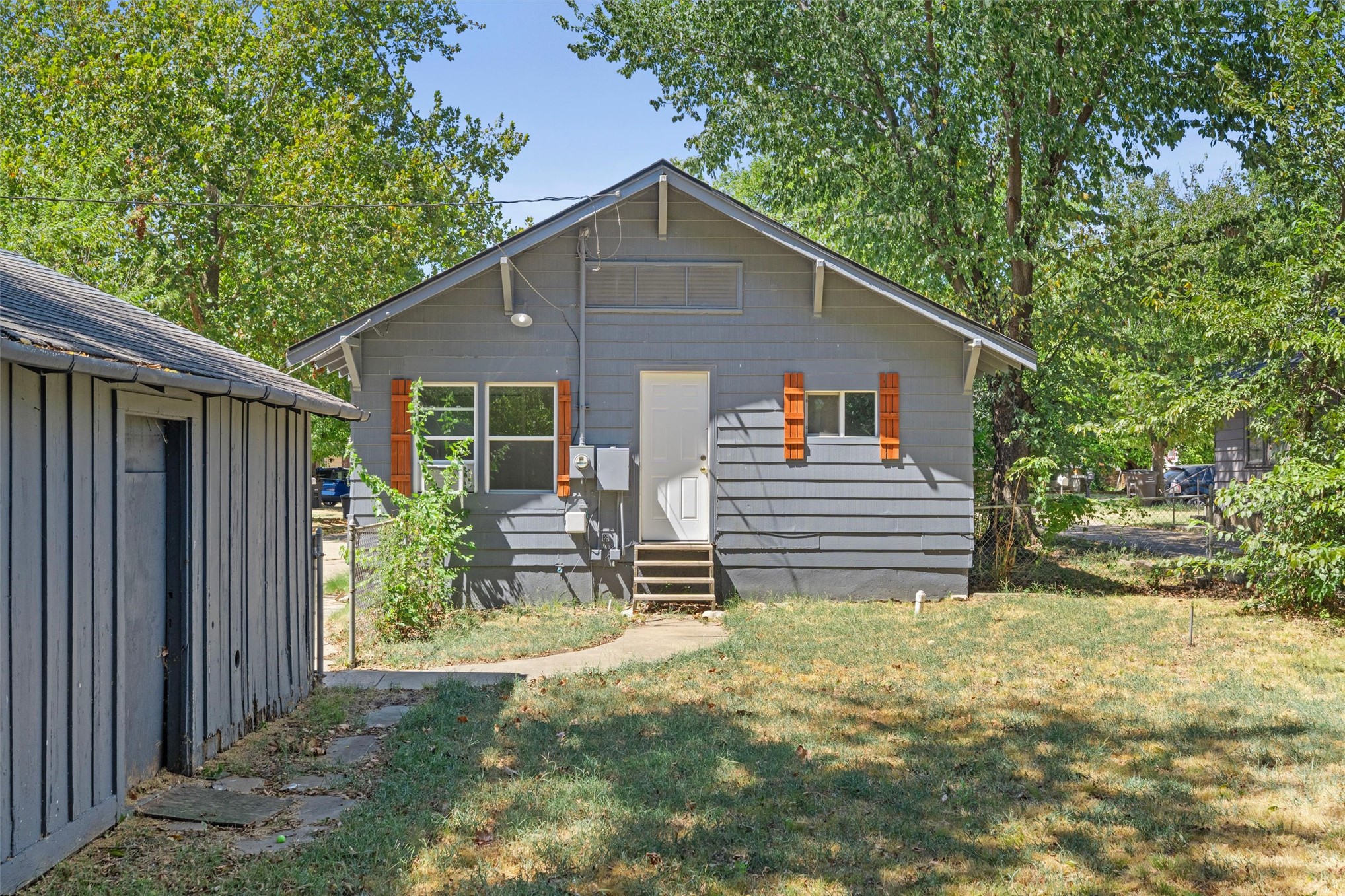1408 S Maple Avenue Property Photo 26