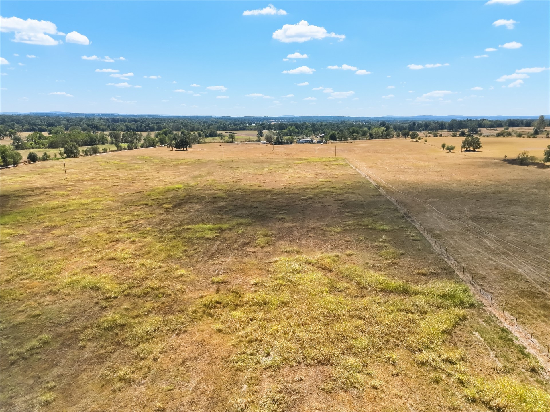 472309 E 700 Road Property Photo 8