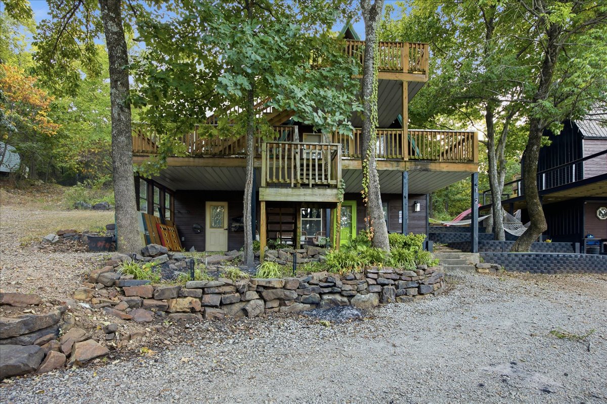 112 N Bk 1860 Road Property Photo 4