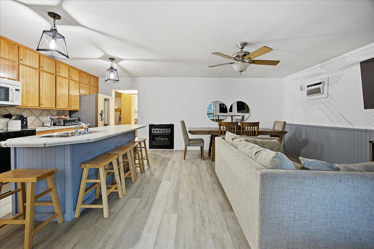 112 N Bk 1860 Road Property Photo 10