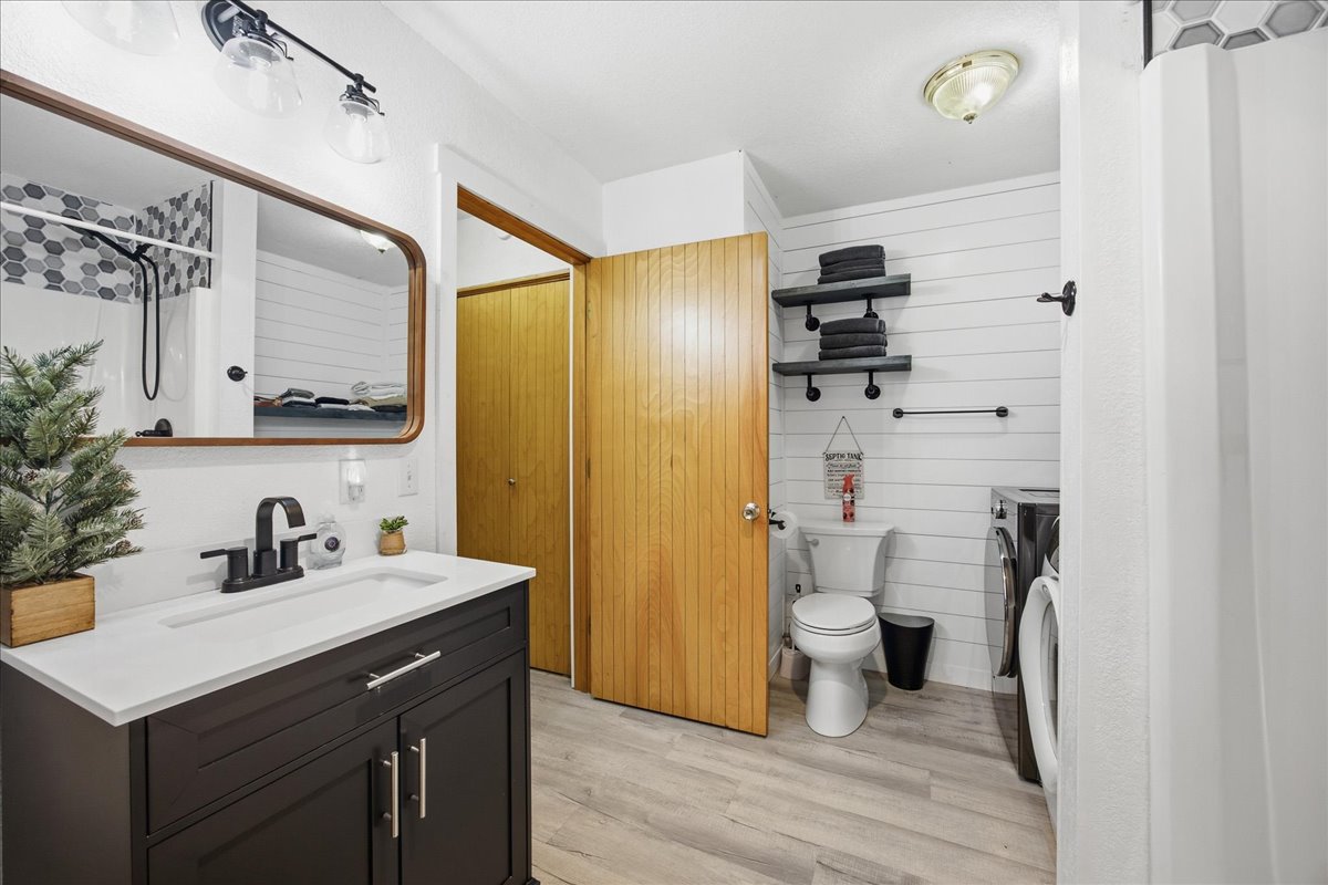 112 N Bk 1860 Road Property Photo 17