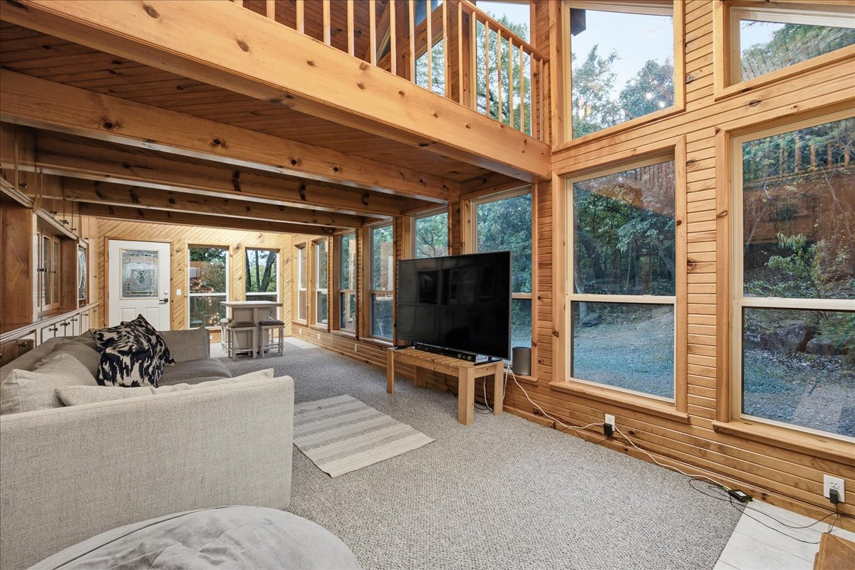 112 N Bk 1860 Road Property Photo 21
