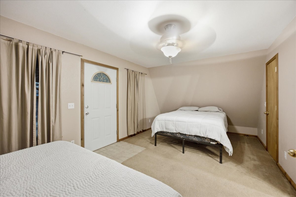 112 N Bk 1860 Road Property Photo 32