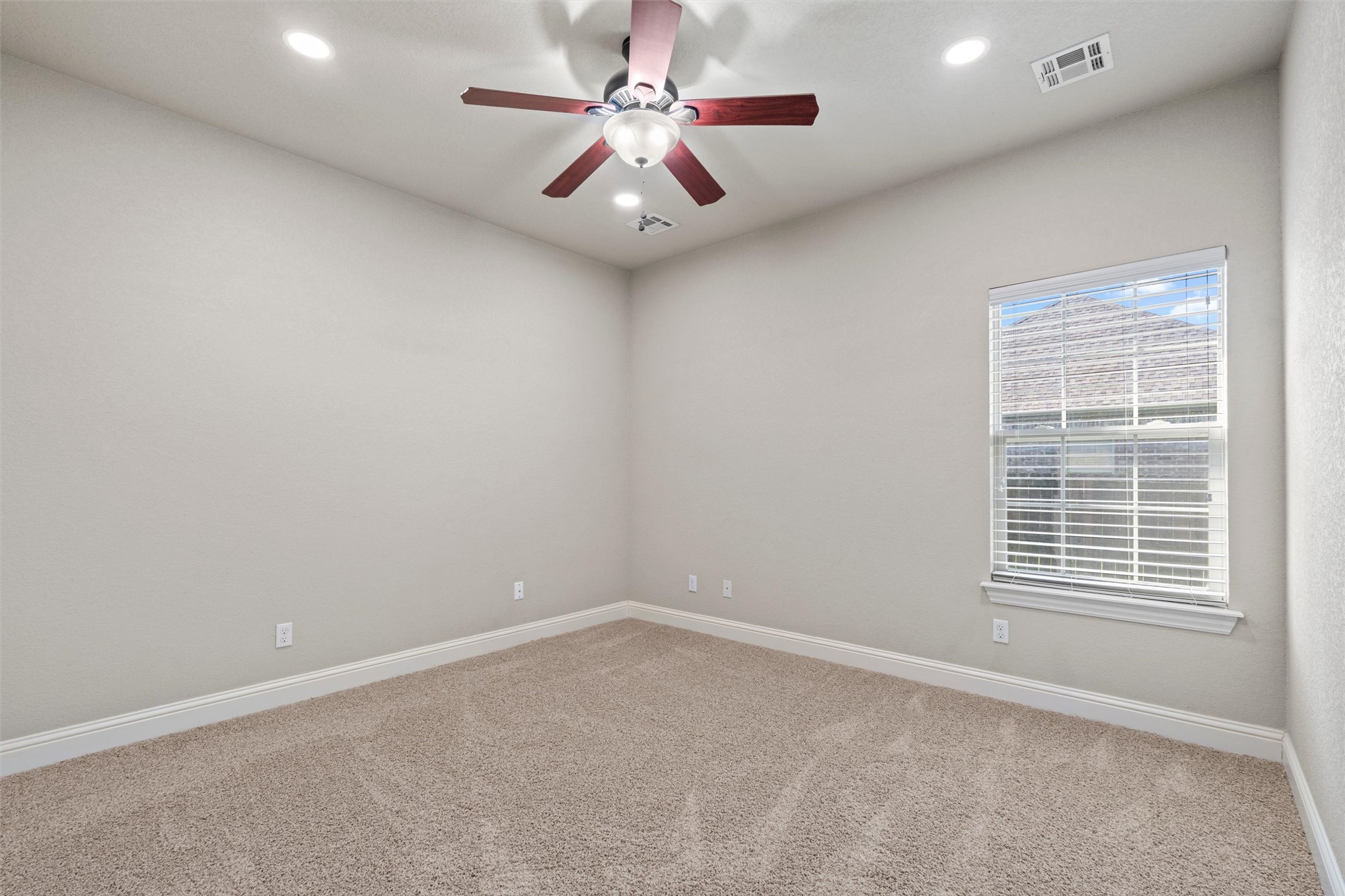 2607 Churchill Property Photo 41