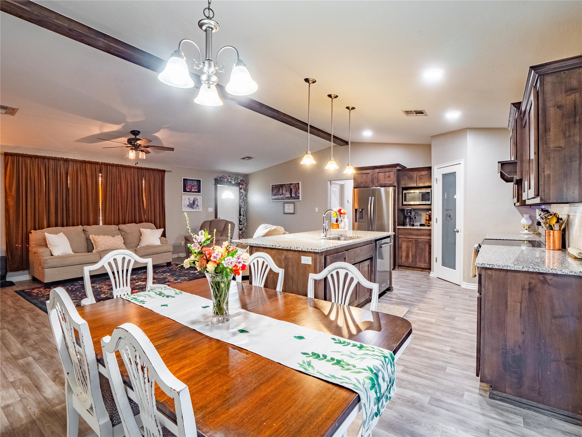 609 1st Street Property Photo 10