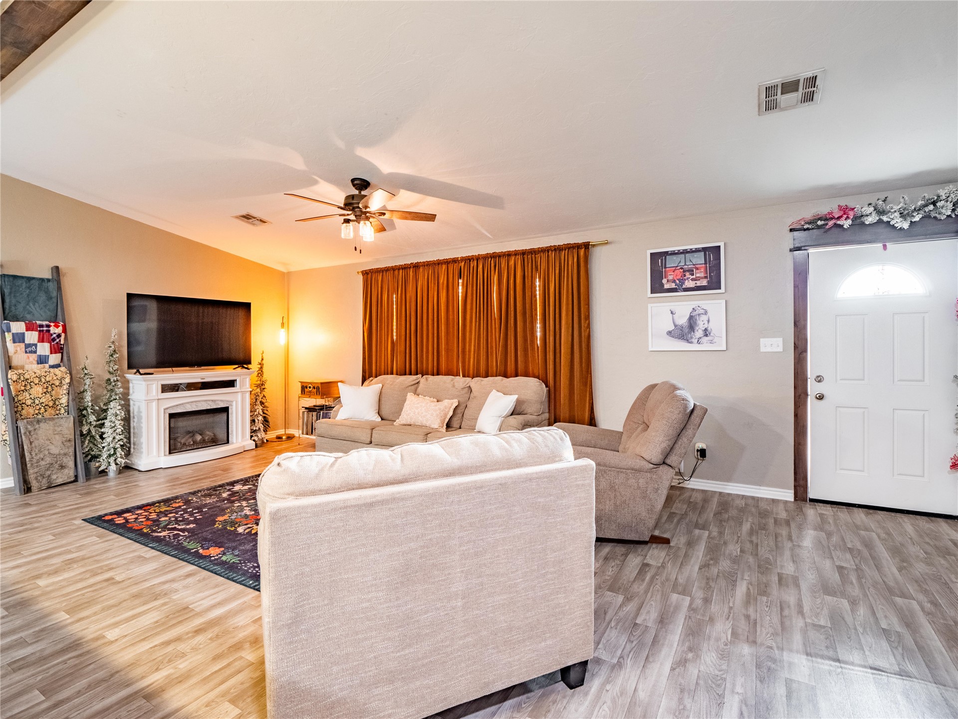 609 1st Street Property Photo 12