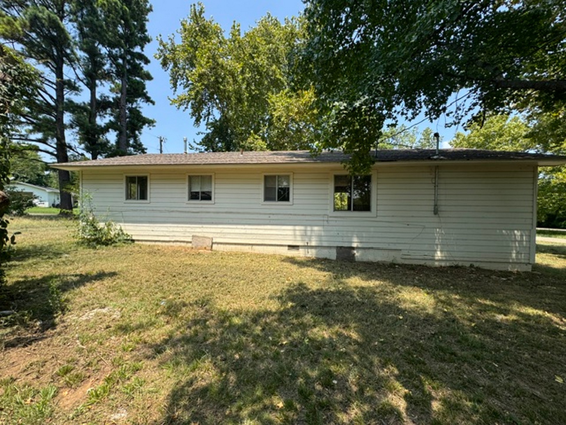 600 S Southerland Road Property Photo 5