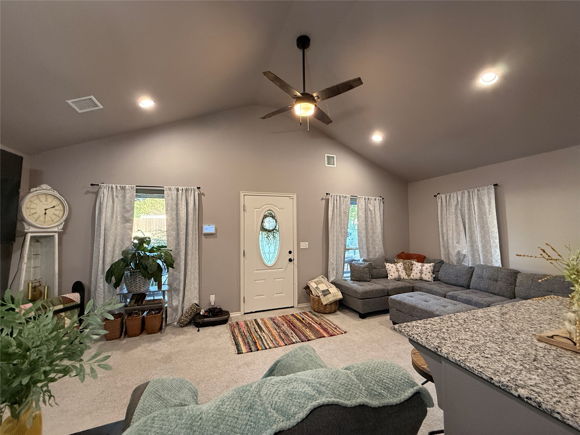 810 S Hickory Street Property Photo 8
