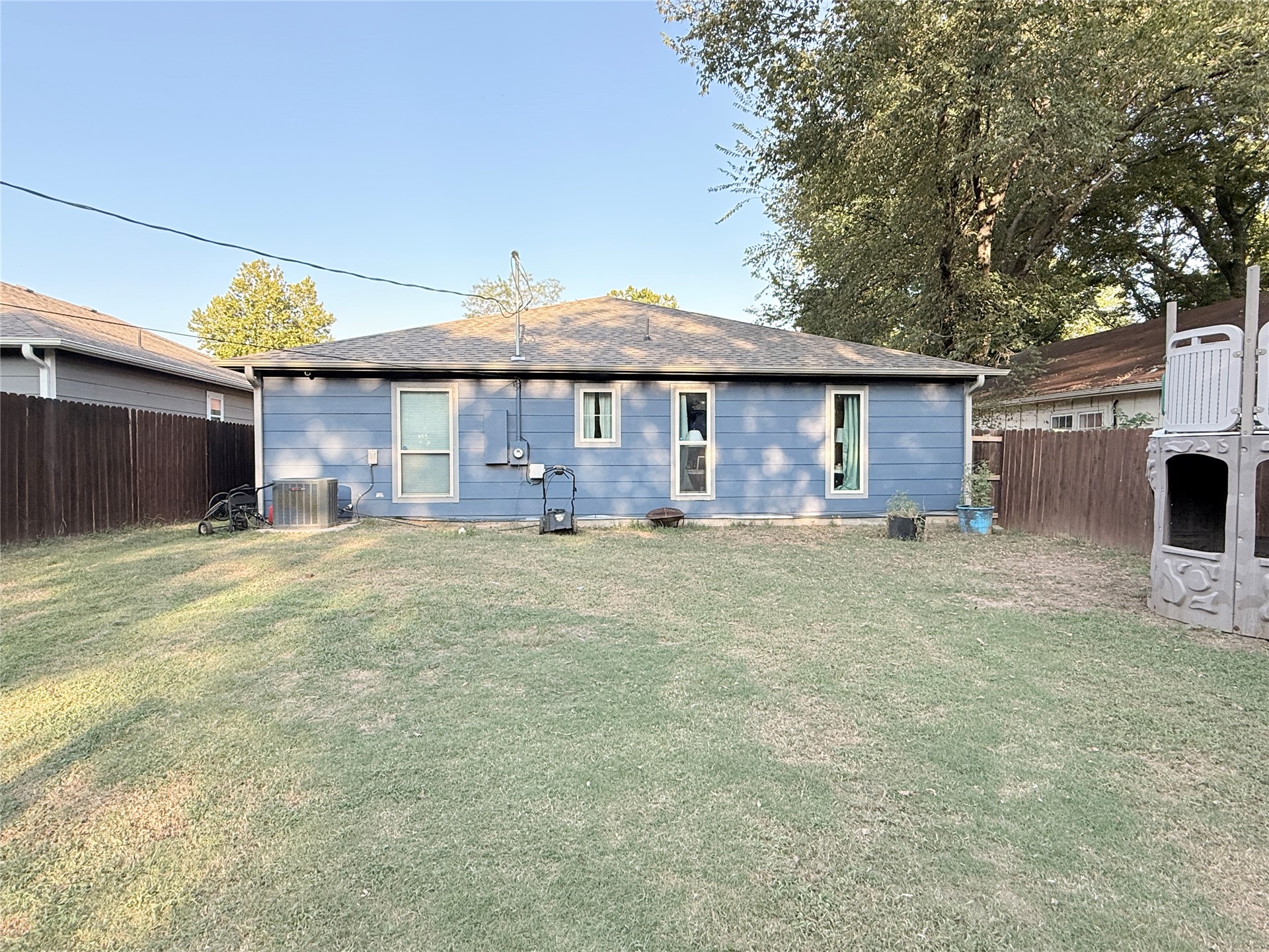 810 S Hickory Street Property Photo 36