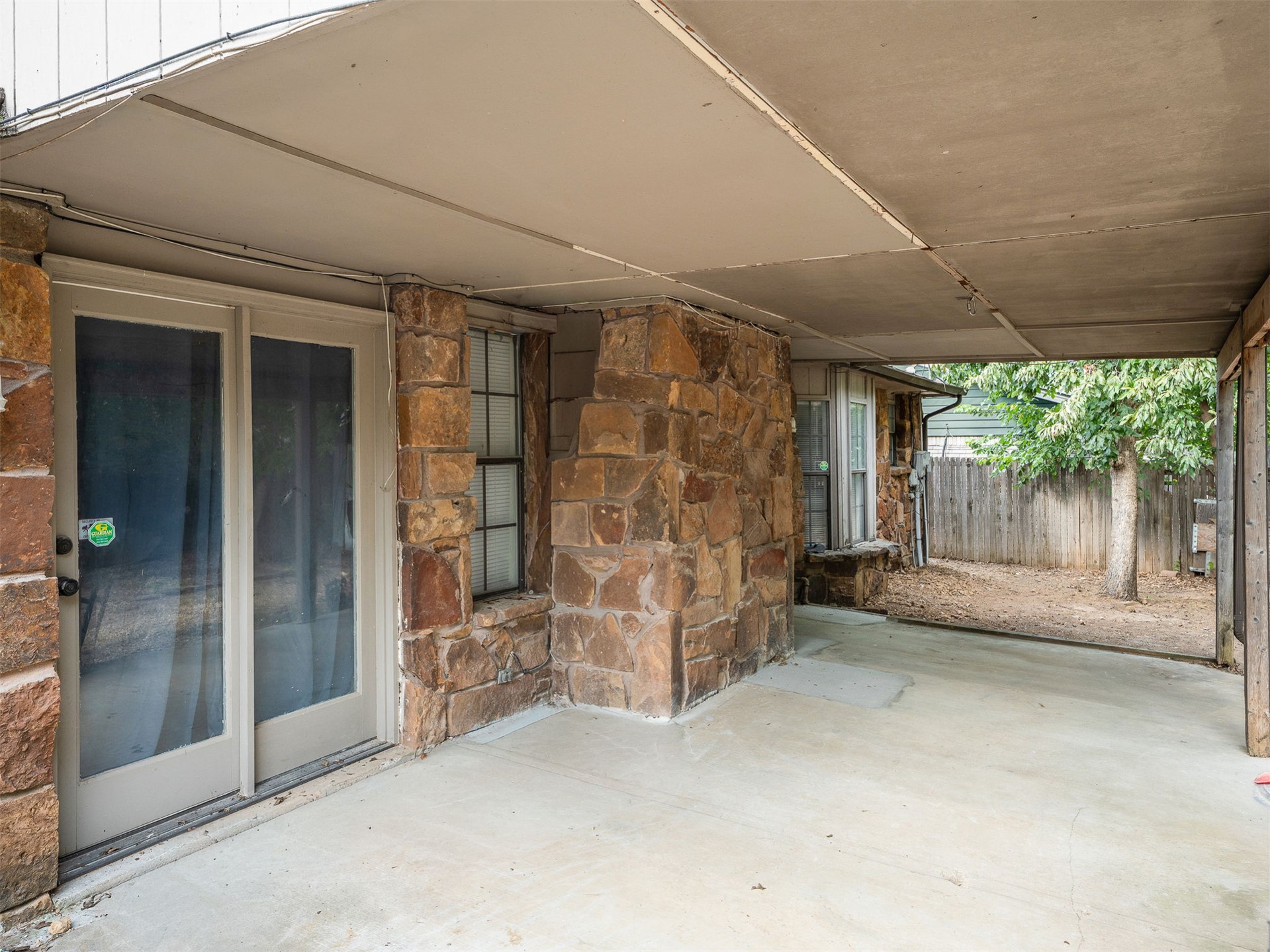 1100 W Knoxville Street Property Photo 25