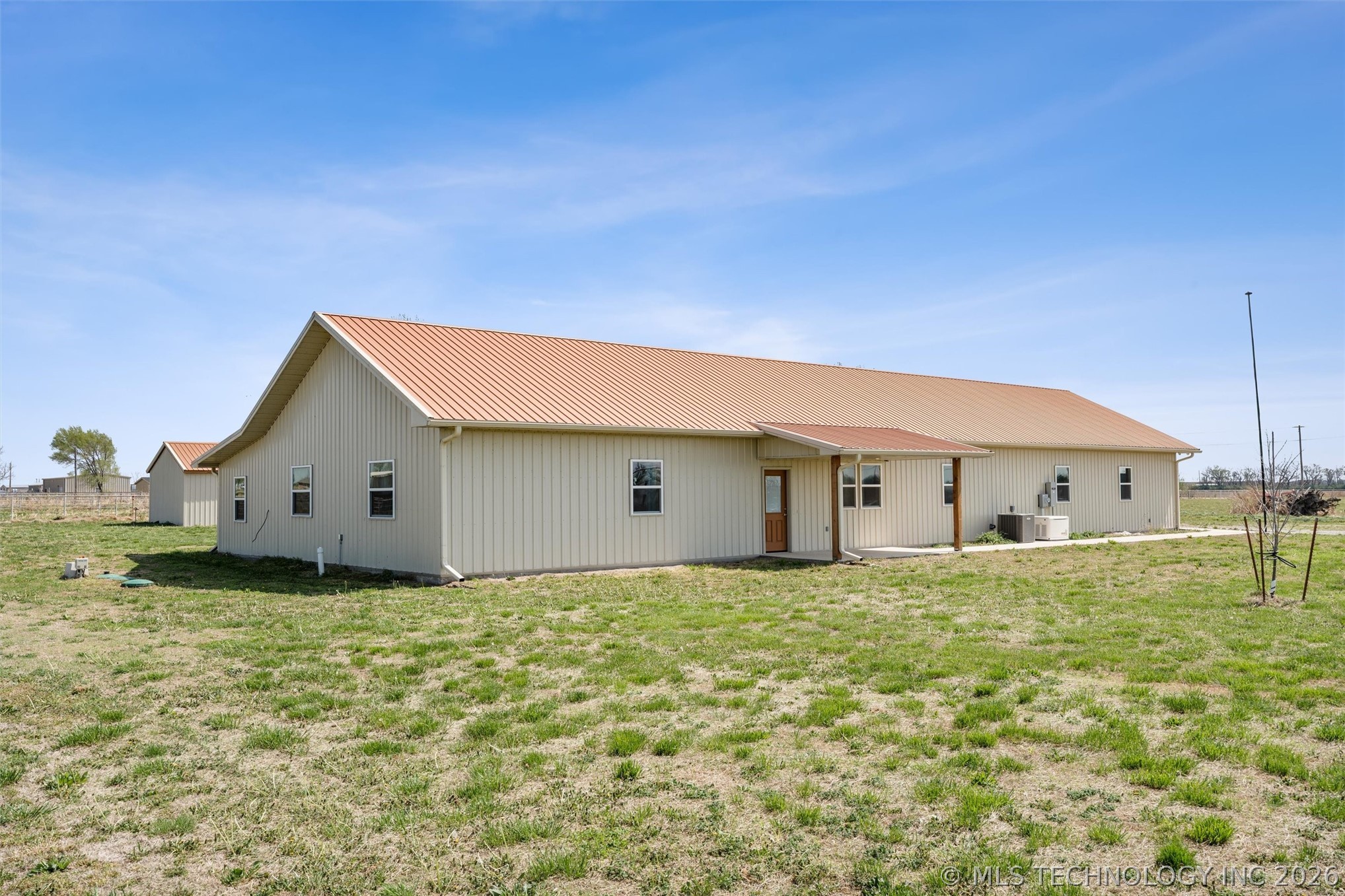13908 N 3973 Drive Property Photo 4