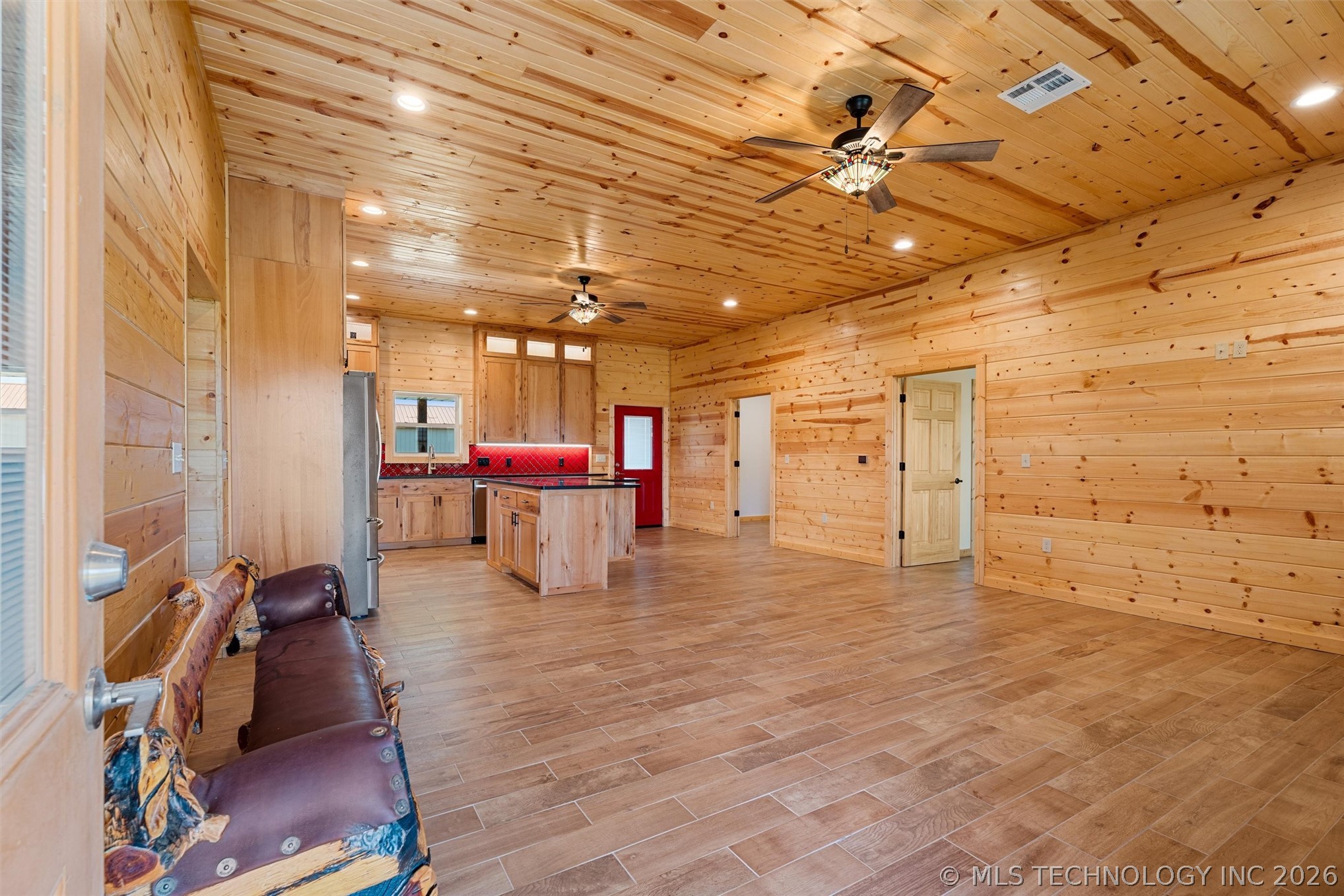13908 N 3973 Drive Property Photo 6