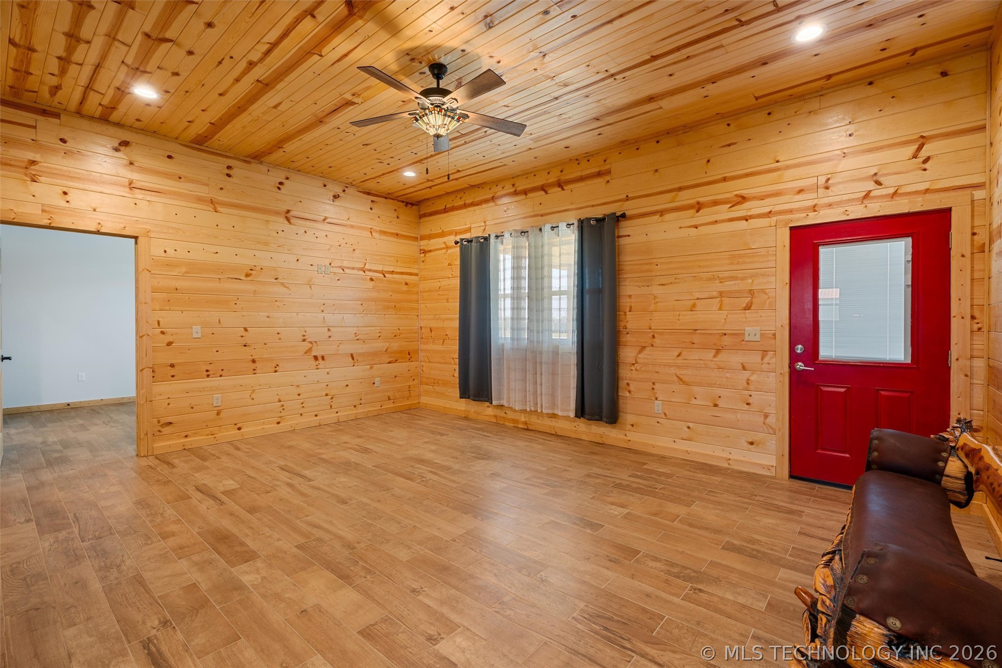 13908 N 3973 Drive Property Photo 7