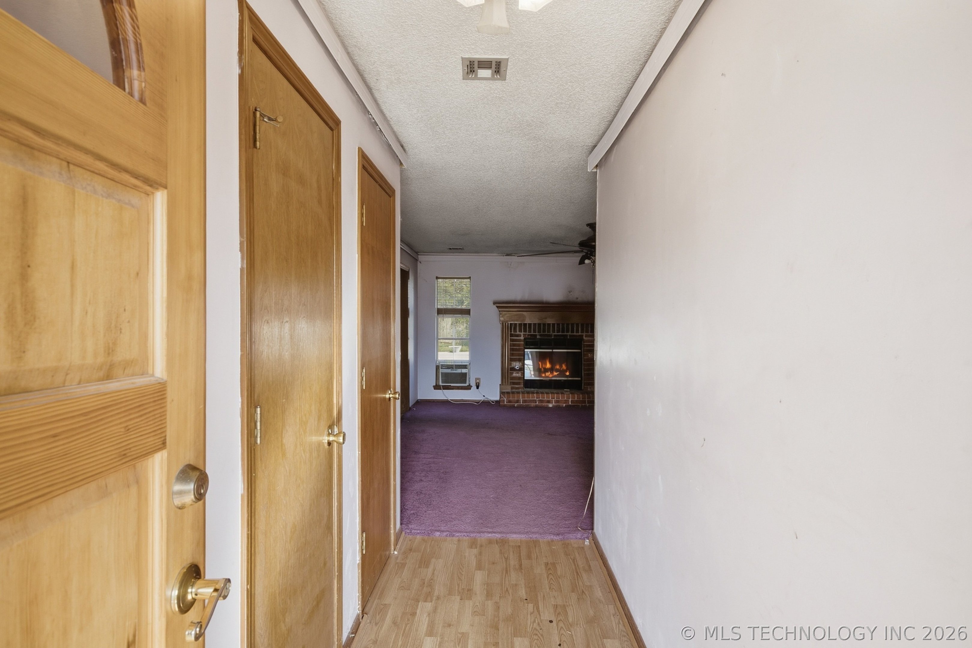 2929 S Main Street Property Photo 5