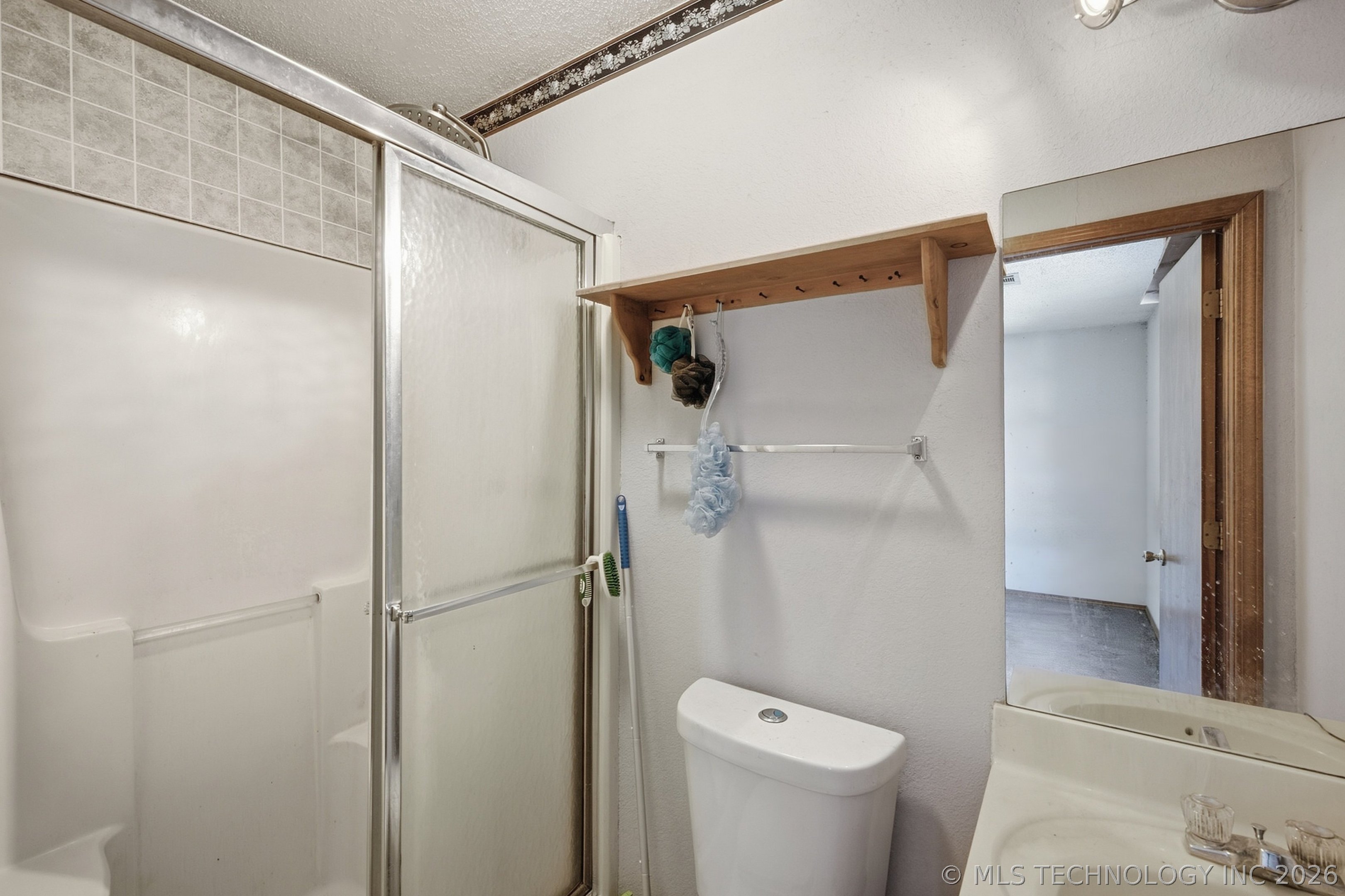 2929 S Main Street Property Photo 18