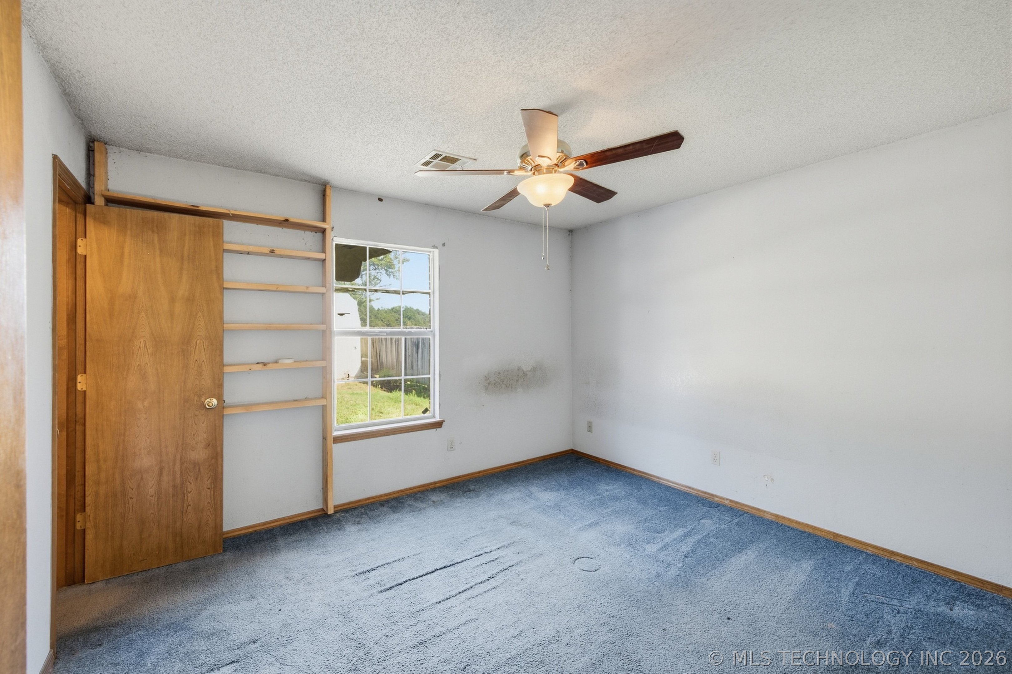 2929 S Main Street Property Photo 19