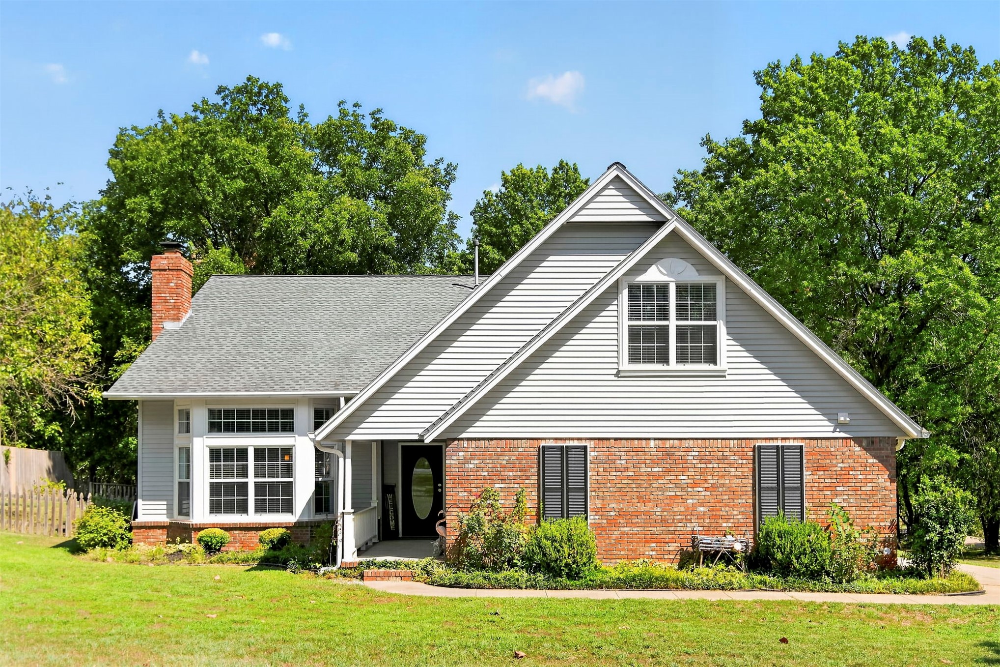 1904 College Park Road Property Photo 2